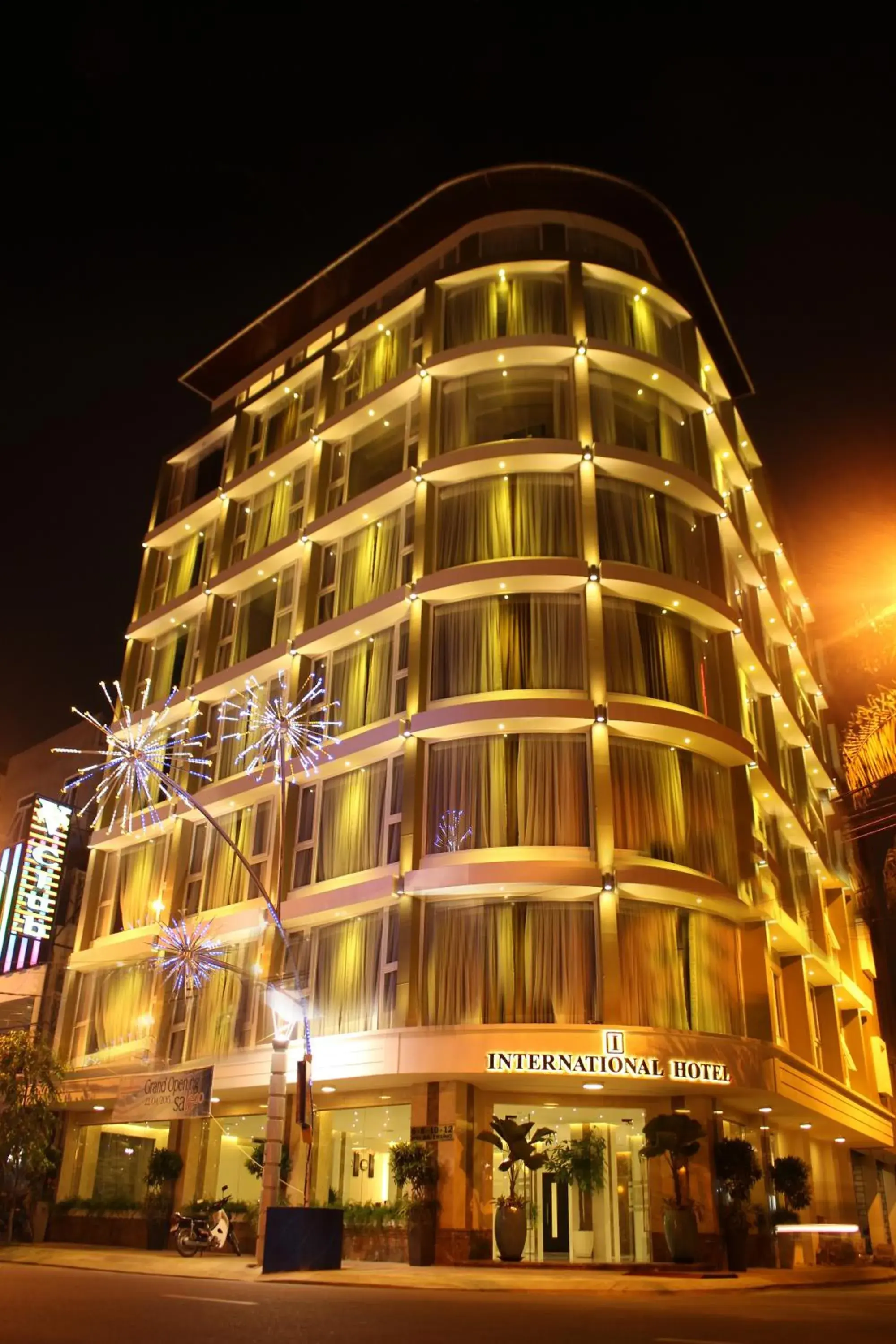 Bird's eye view, Property Building in International Hotel