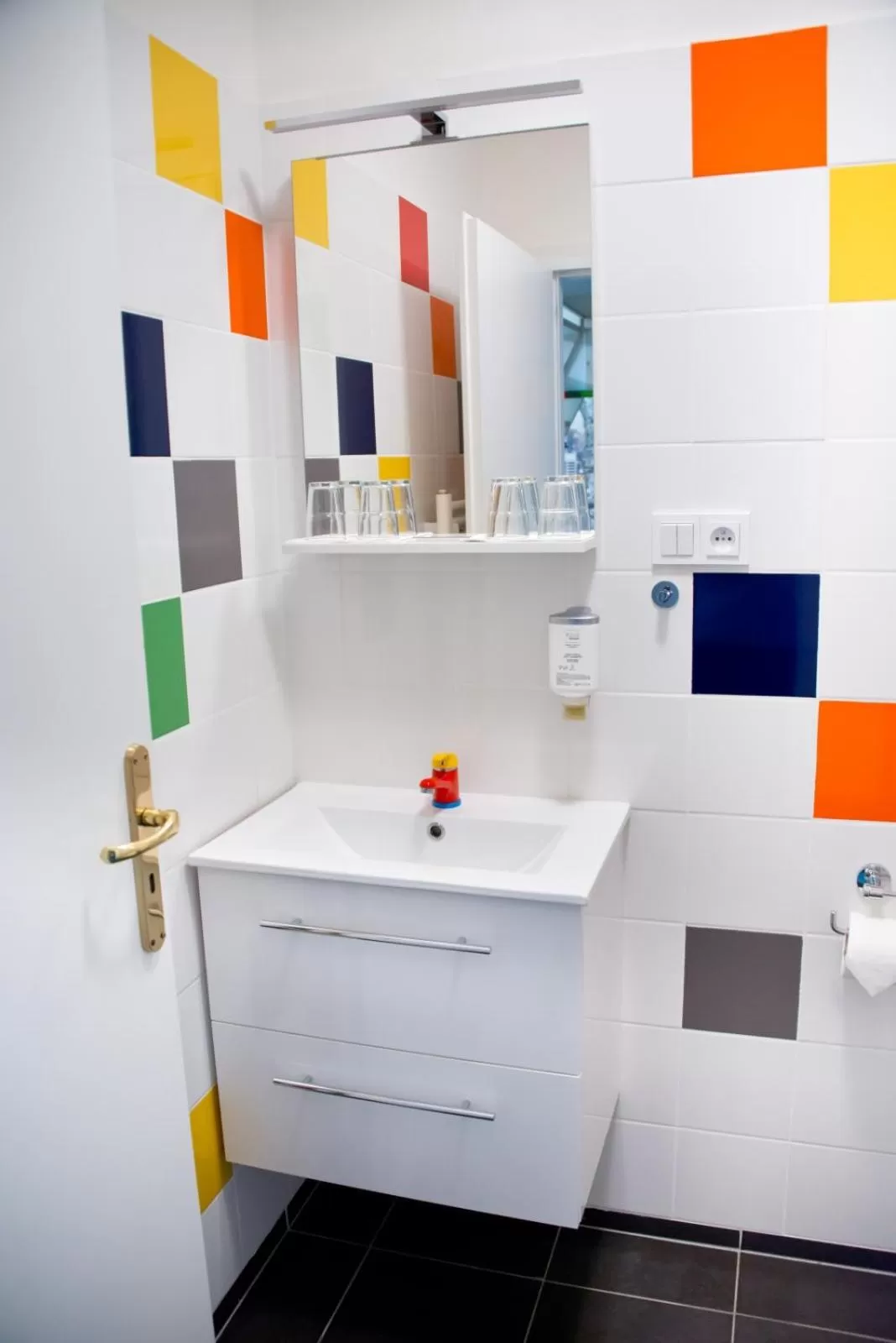 Hotel a Museum of Bricks