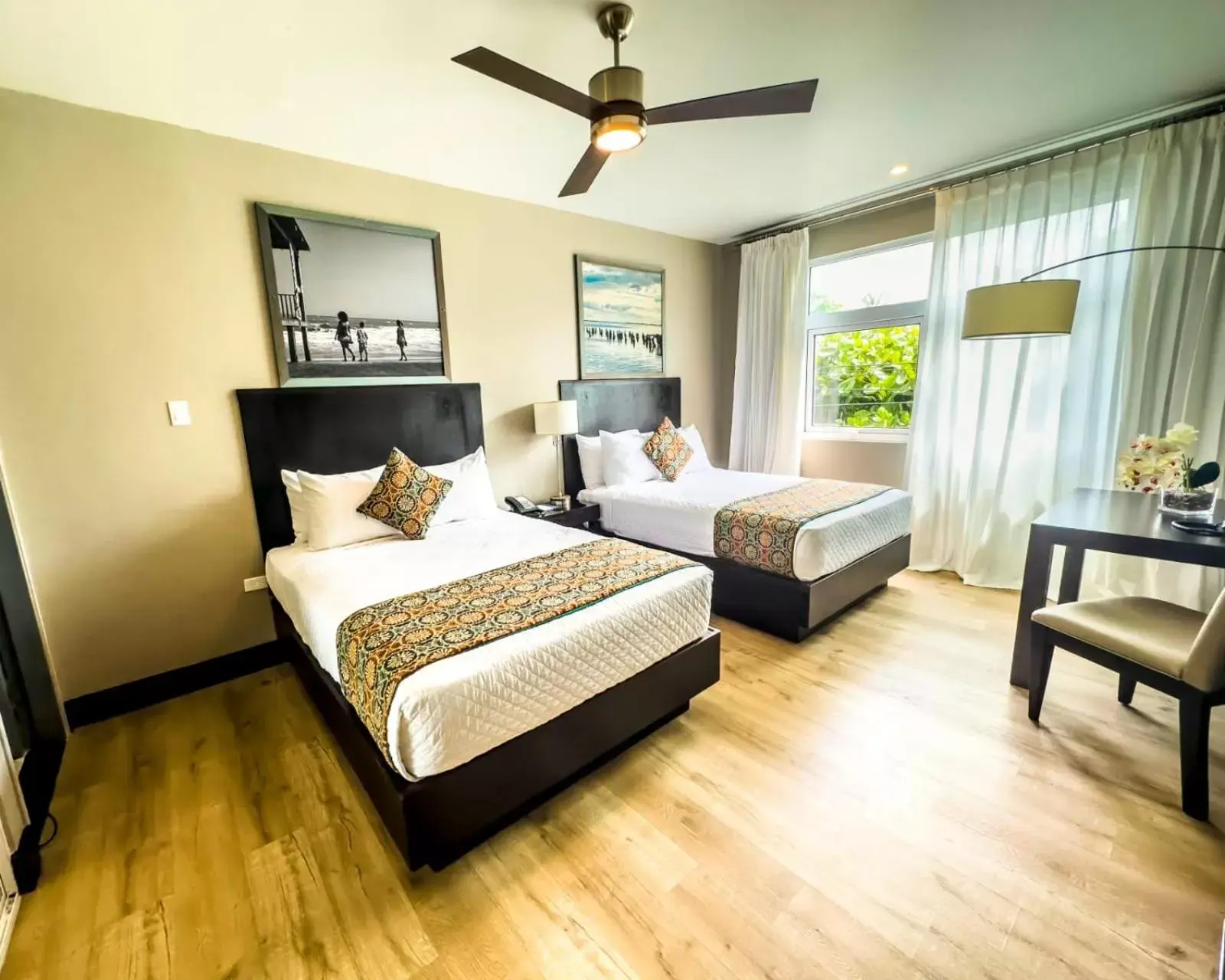 Bedroom, Bed in R Hotel Kingston