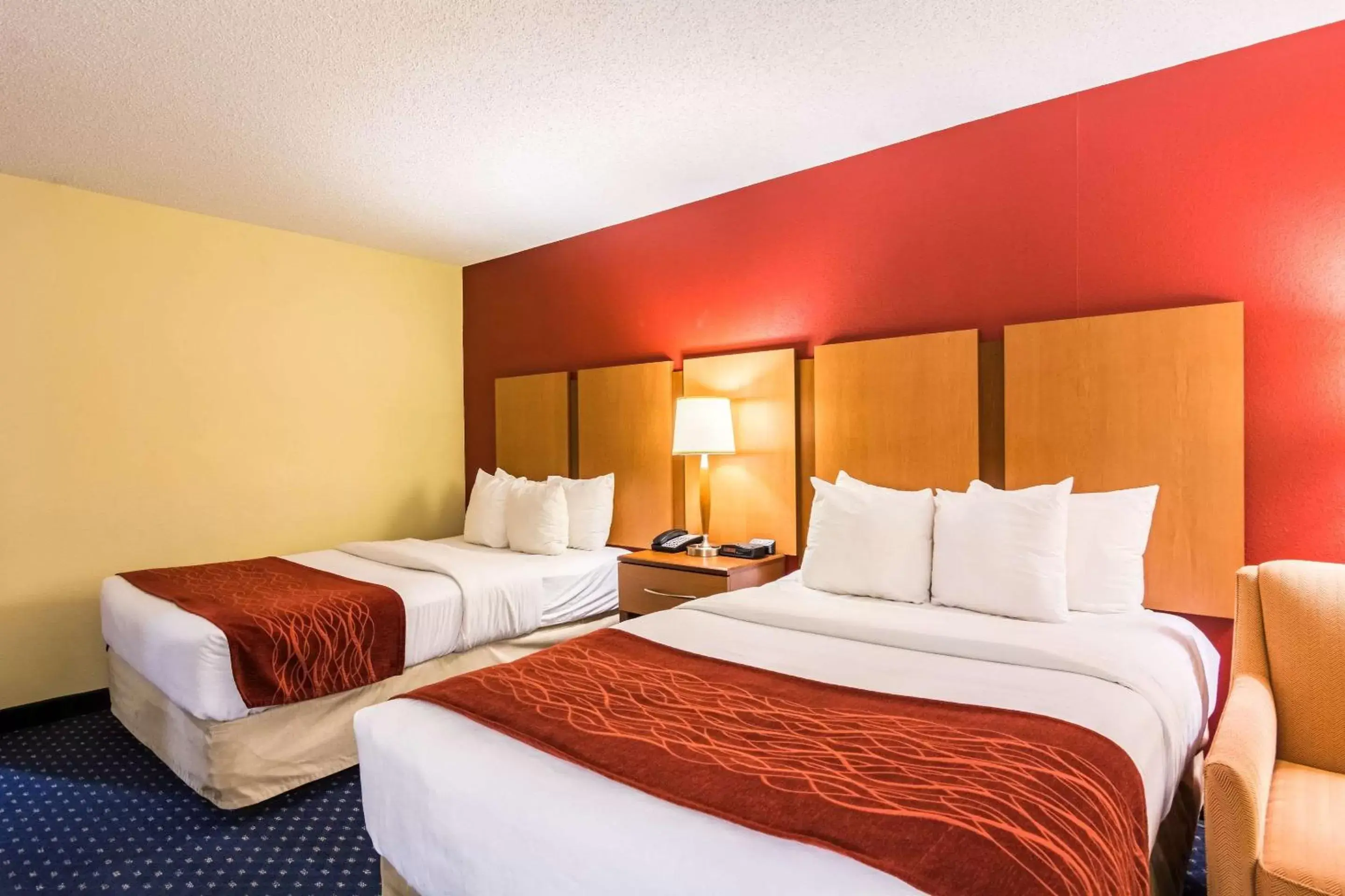 Photo of the whole room, Bed in Comfort Inn Washington DC Joint Andrews AFB