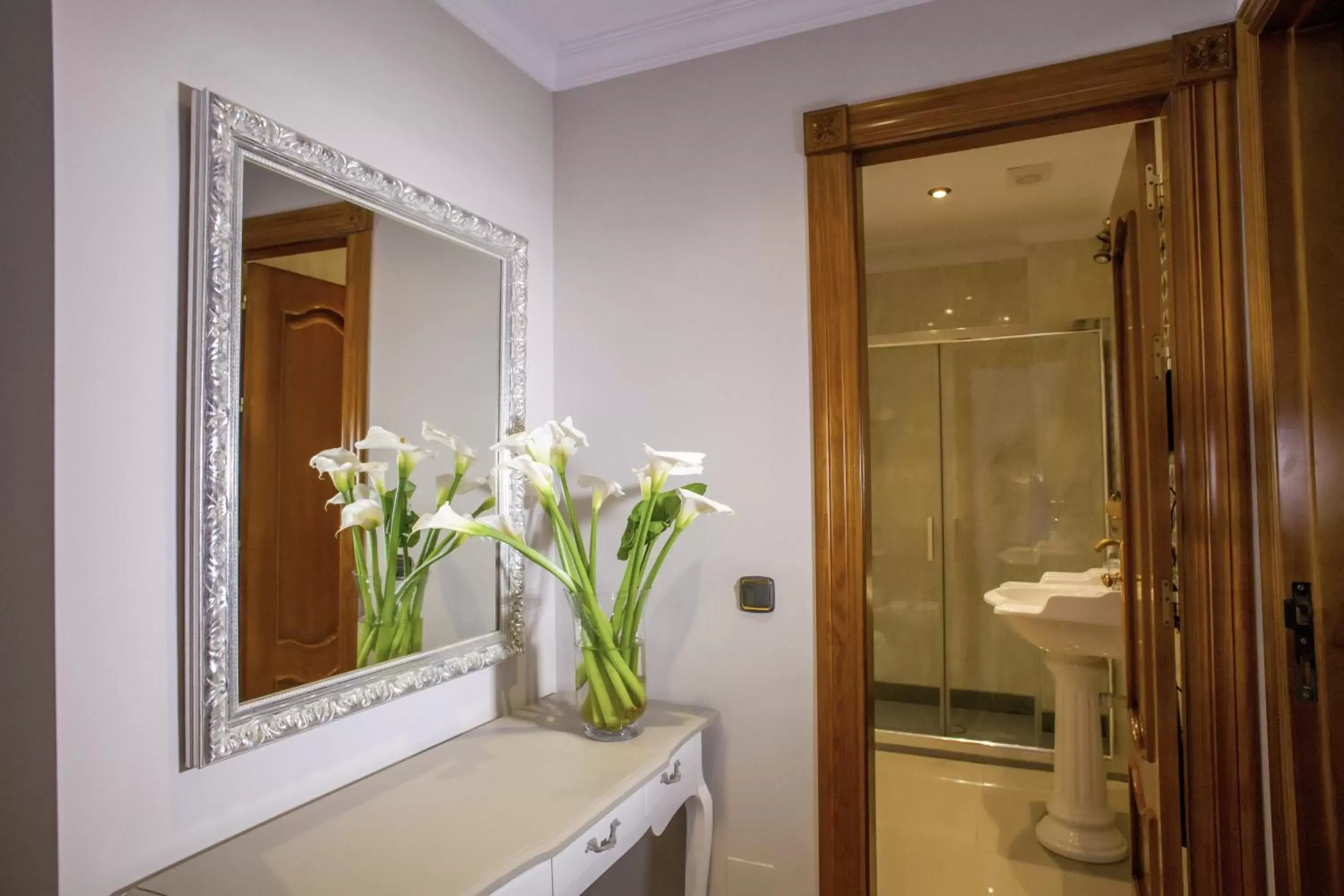 Bathroom in Hotel Bajamar Centro