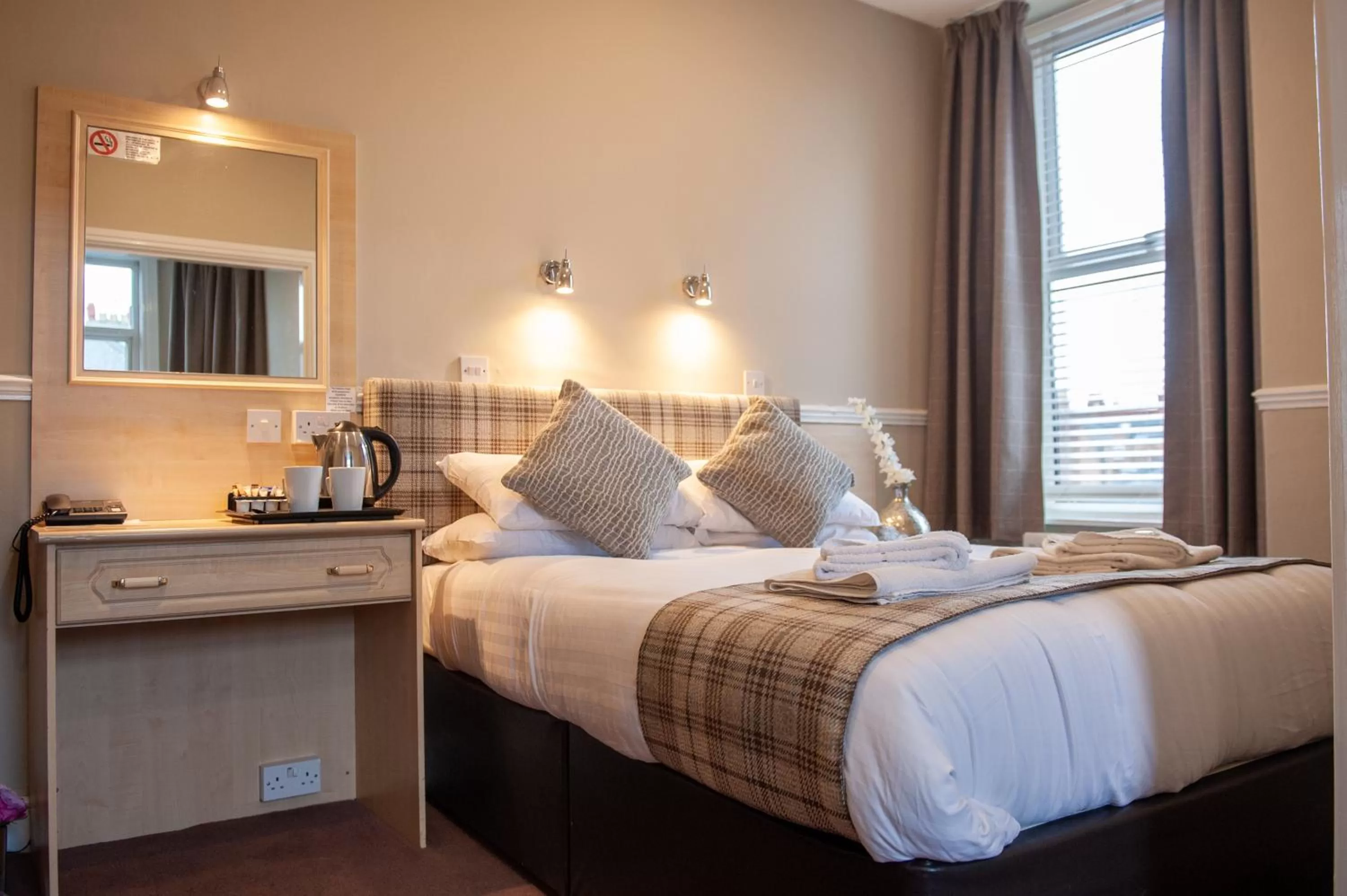 Bed in Osborne Hotel