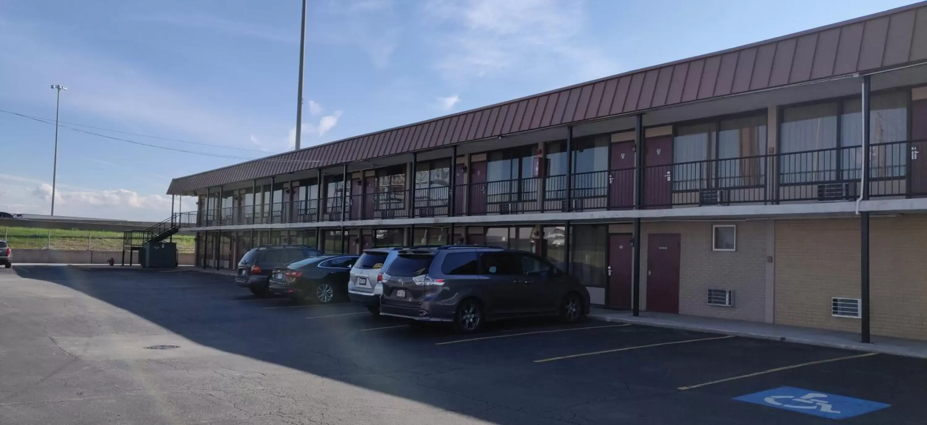 Property building in Starway Inn Property building in Starway Inn