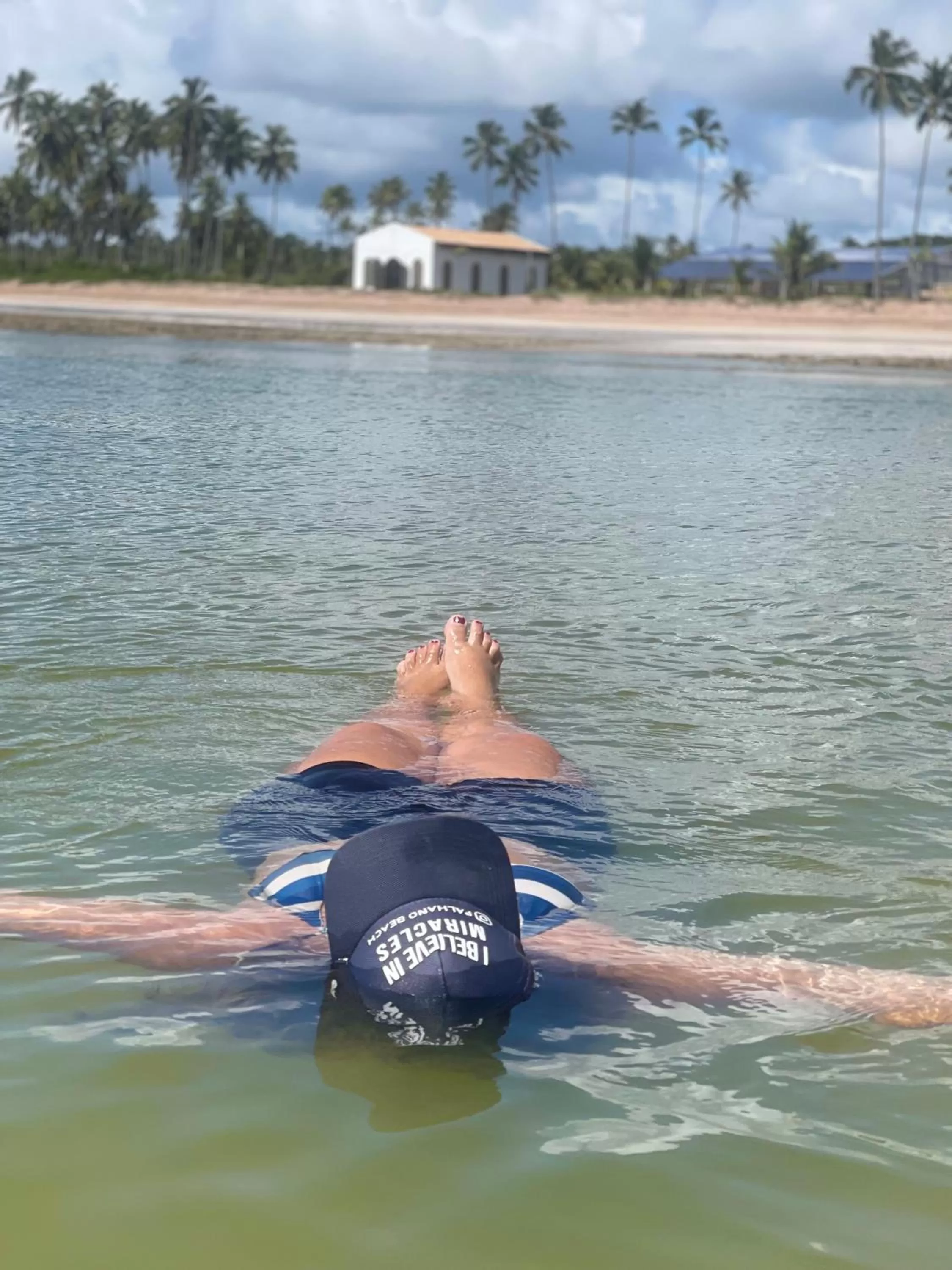 Day in Chalé Palhano Beach