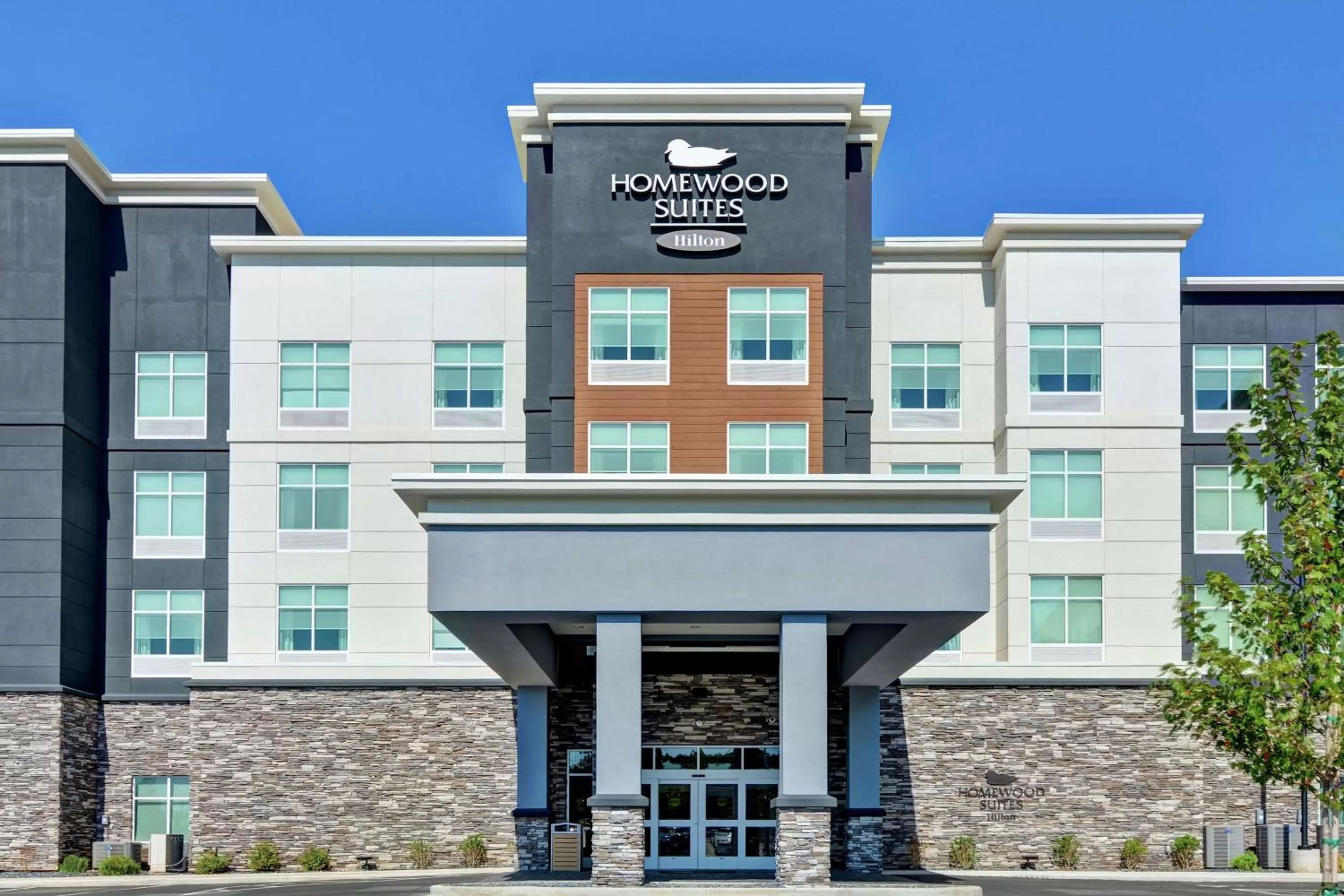 Property building in Homewood Suites By Hilton Lynchburg