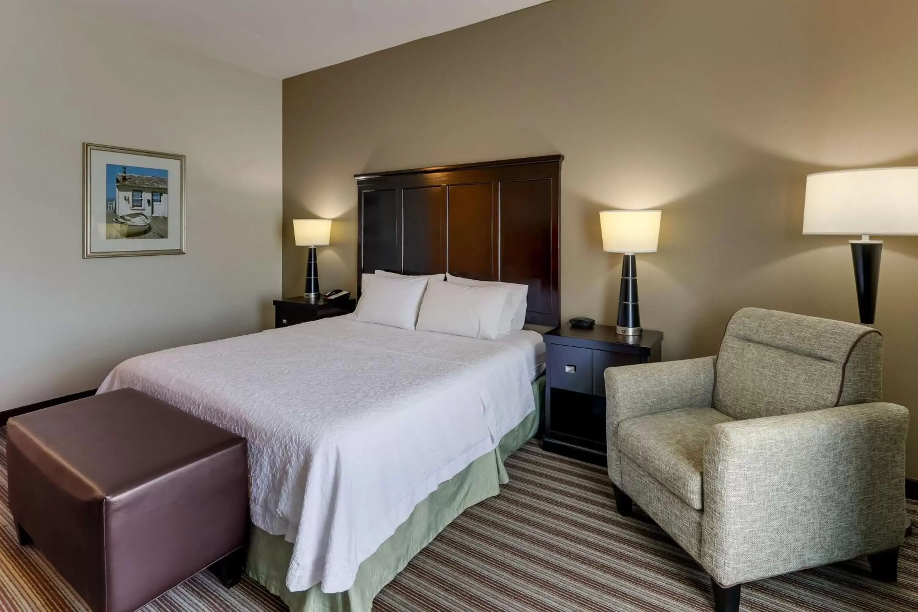 Bed in Hampton Inn and Suites Swansboro Near Camp Lejeune