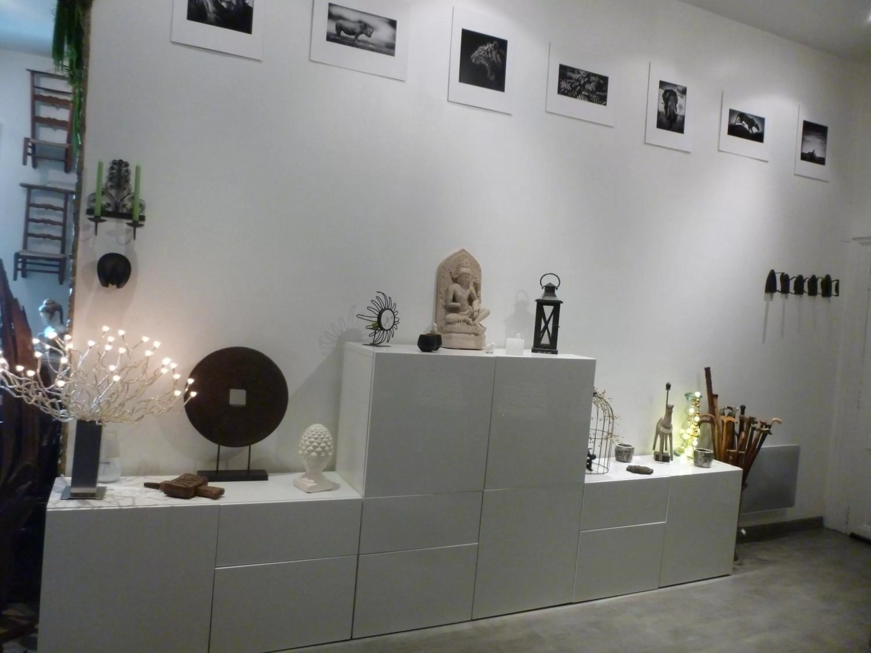 Communal lounge/ TV room, Lobby/Reception in 1 Chambre, 1 P'tit dèj', 1 Sourire