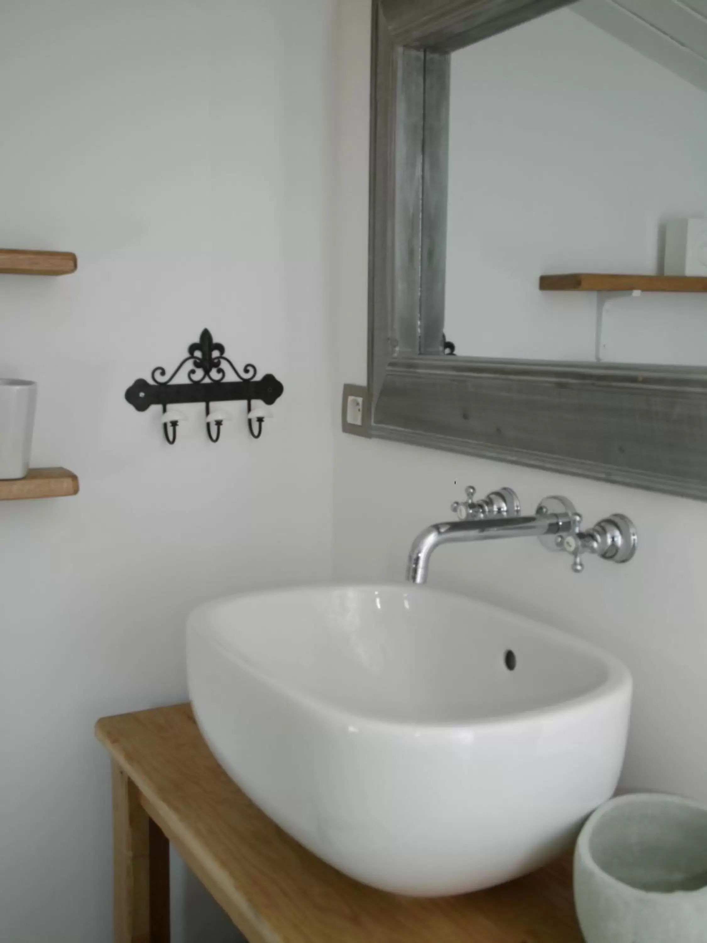 Decorative detail, Bathroom in La bergerie de Nano