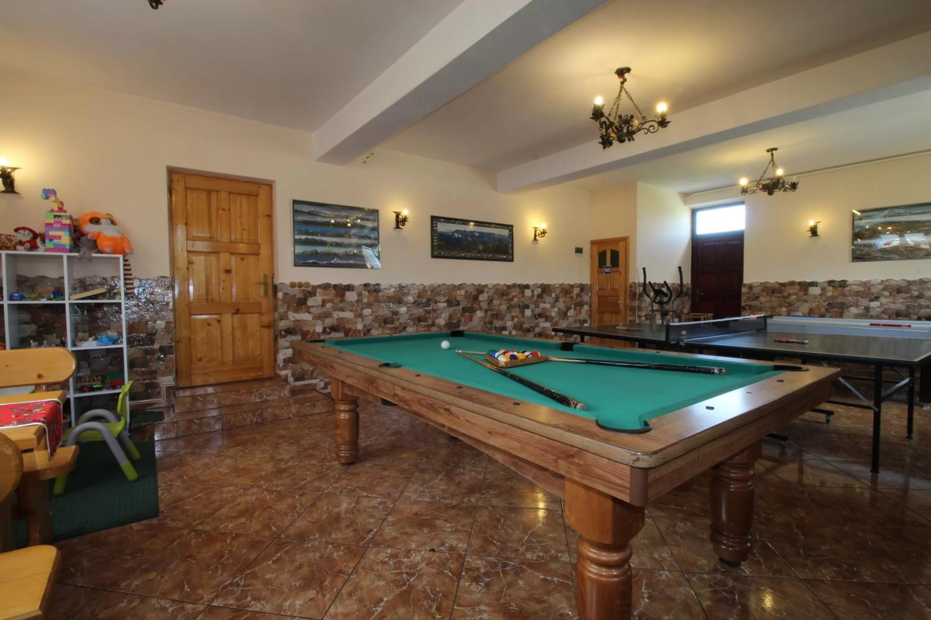 Billiards in DW U Wajdy