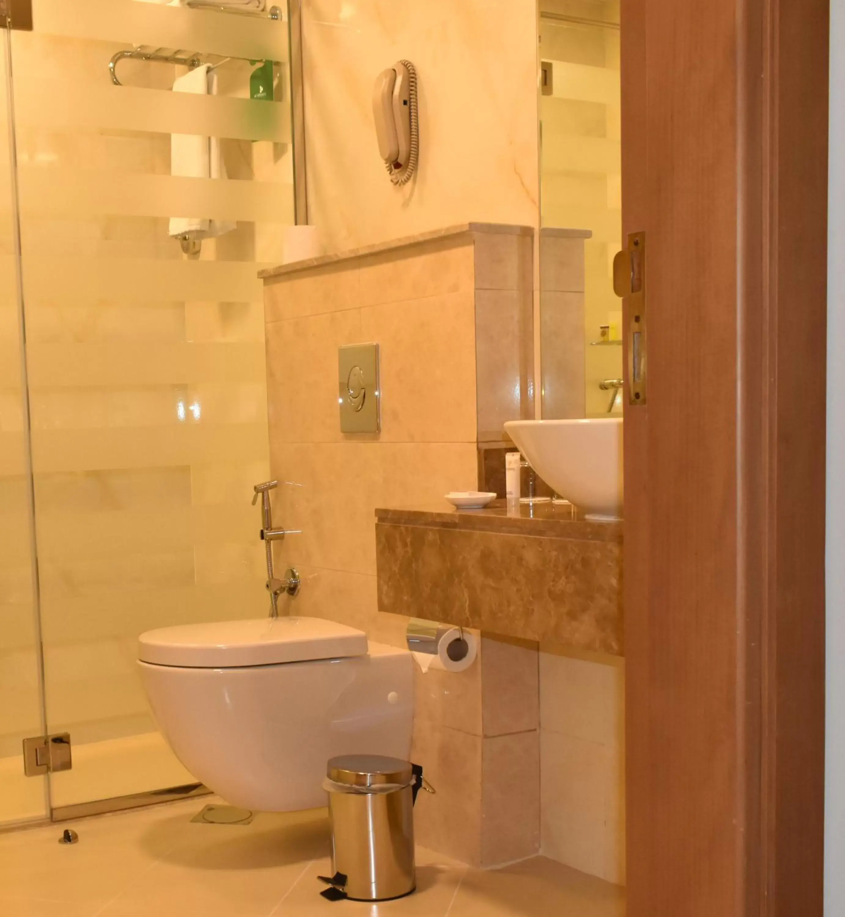 Toilet, Bathroom in Al Khoory Executive Hotel, Al Wasl