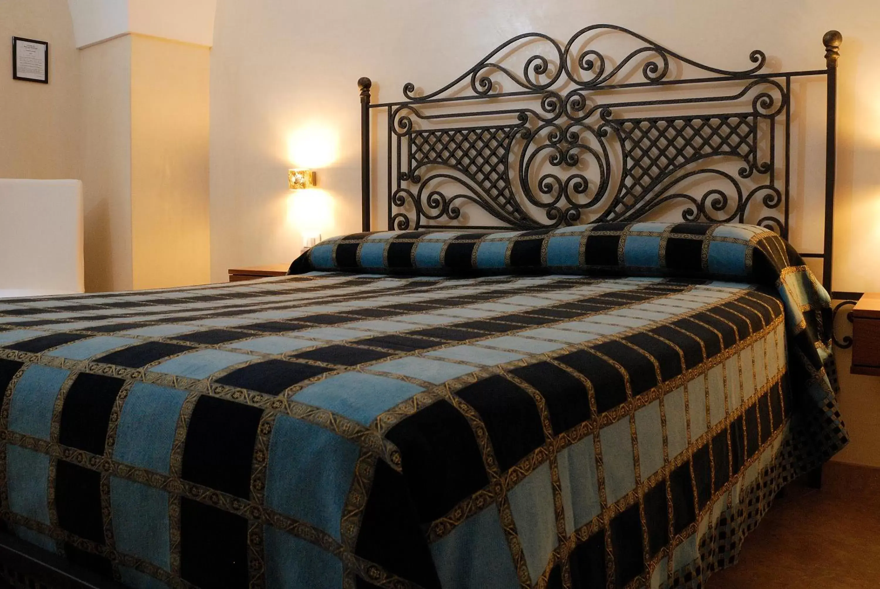 Bed in Dimora Storica ''Casa Sicuro''