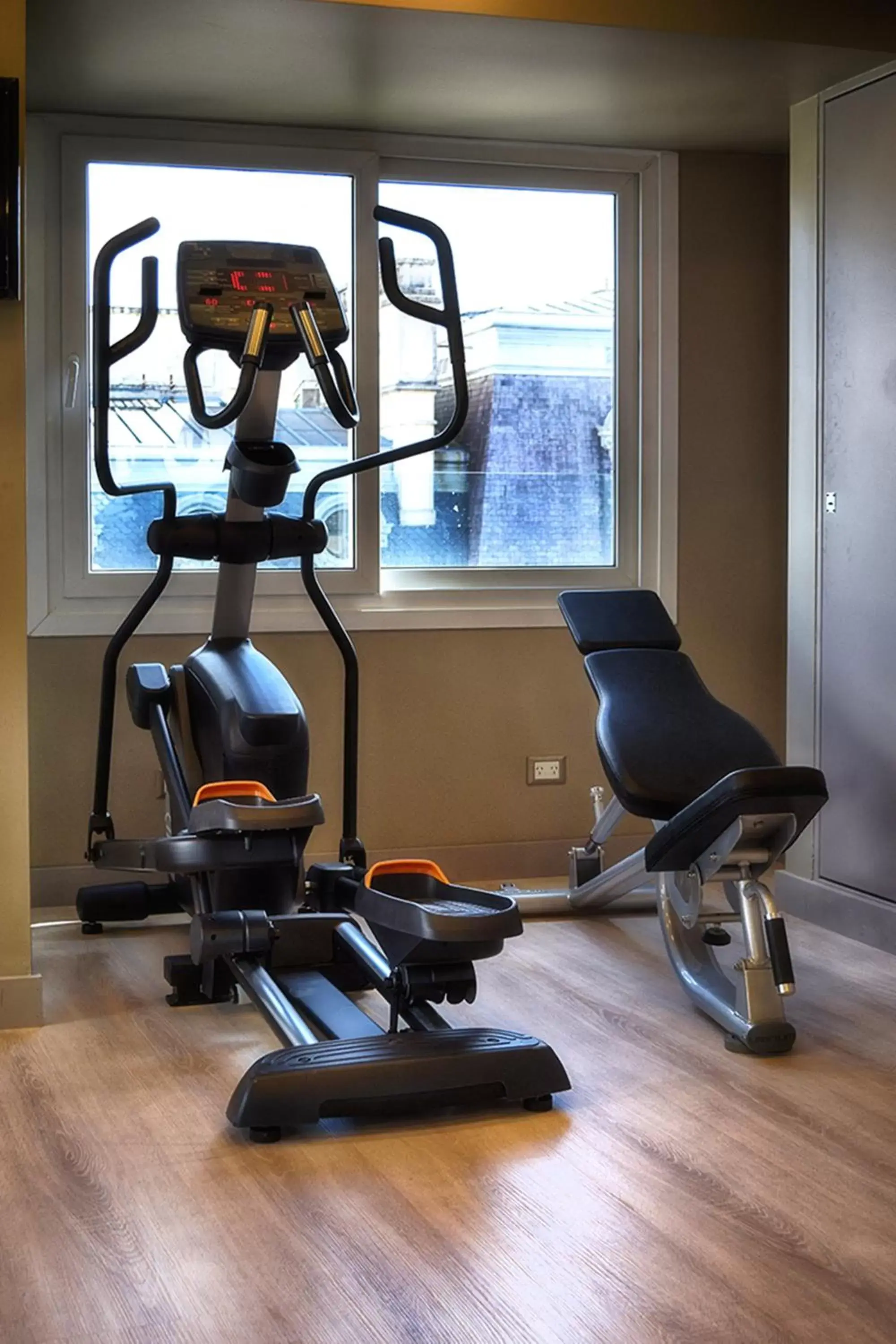 Fitness centre/facilities, Fitness Center/Facilities in Carles Hotel