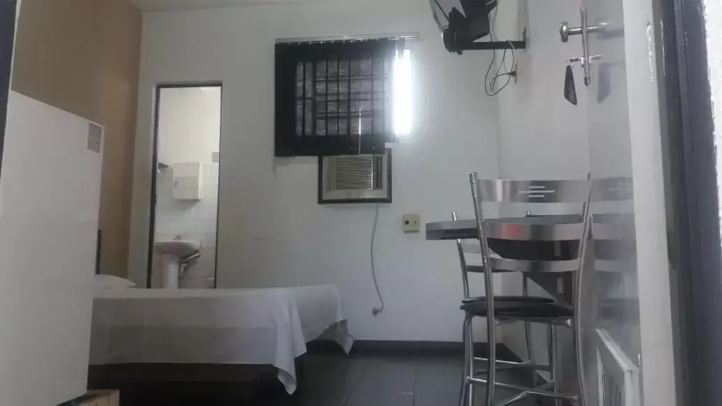 Standard Triple Room in Sambura Hotel Standard Triple Room in Sambura Hotel