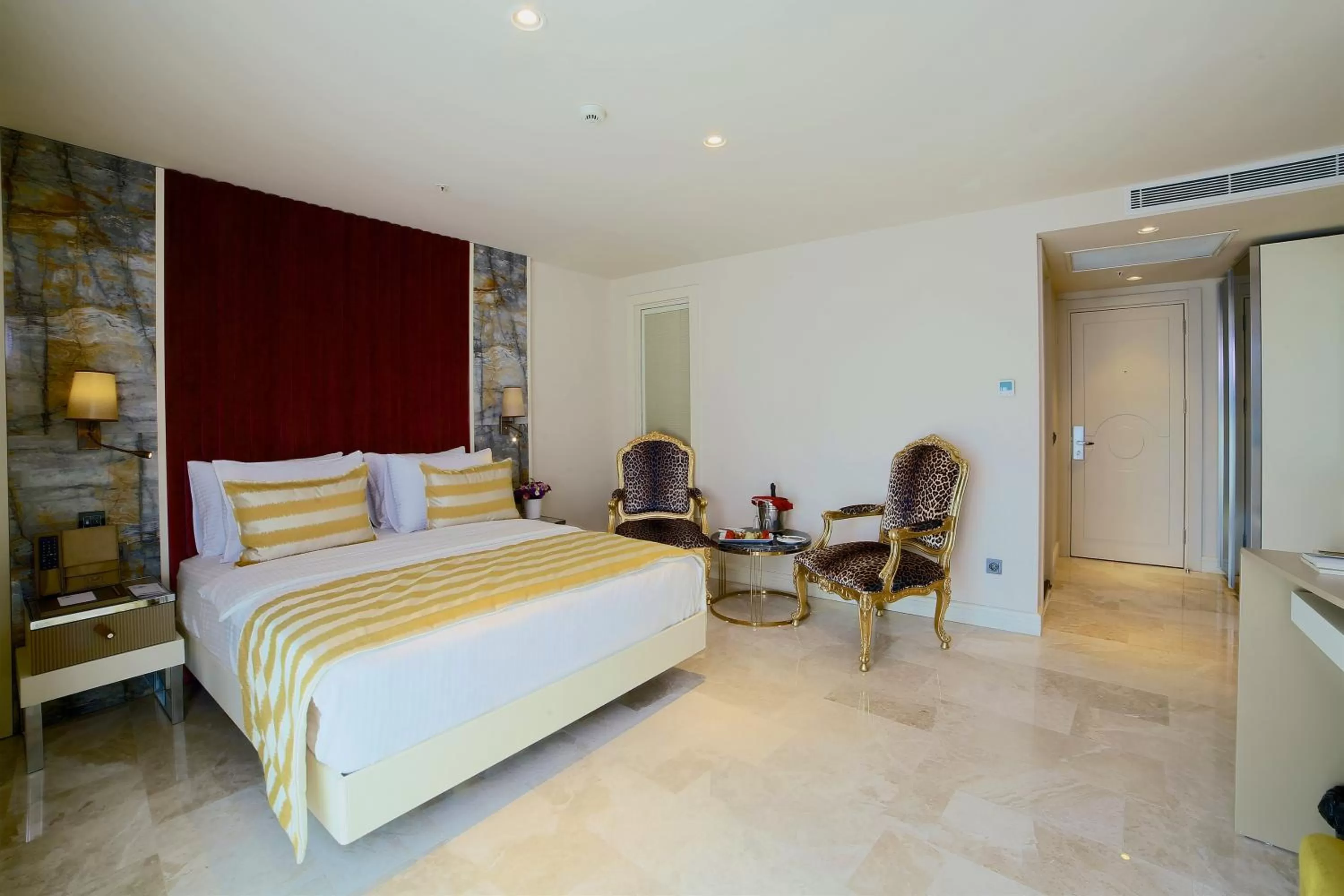 Junior Suite in Icon Istanbul Hotel