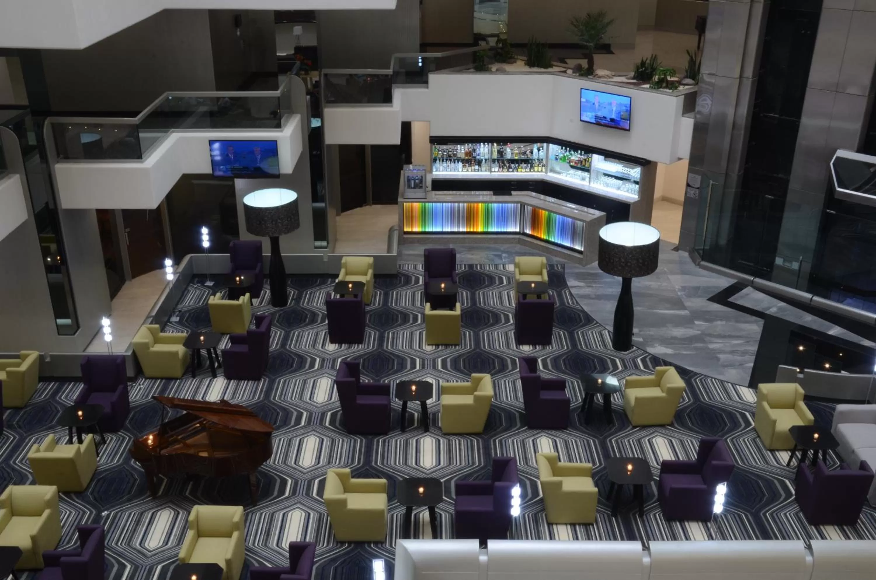 Lounge or bar in Crowne Plaza Hotel Mexico City North-Tlalnepantla, an IHG Hotel