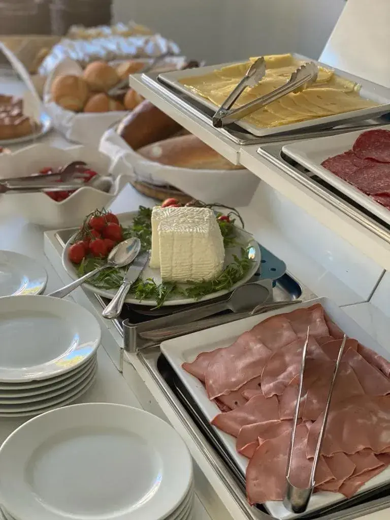 Continental breakfast in Hotel Parco Delle Agavi