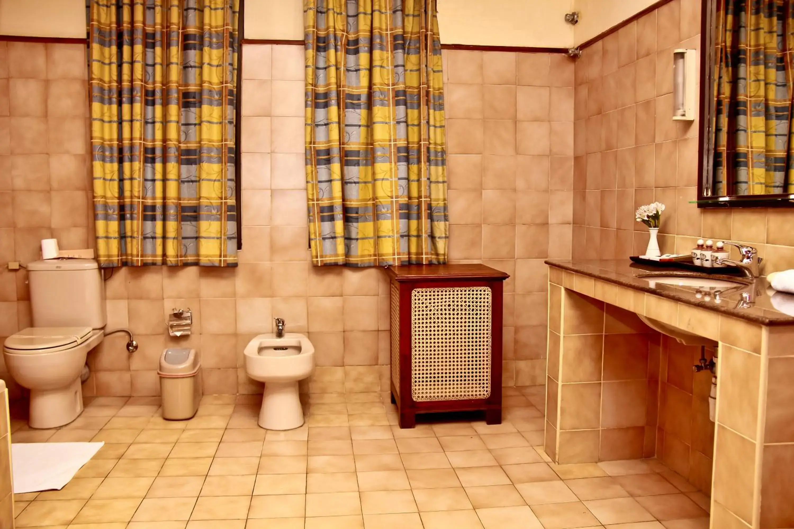 Bathroom in Grand Oriental Hotel Bathroom in Grand Oriental Hotel