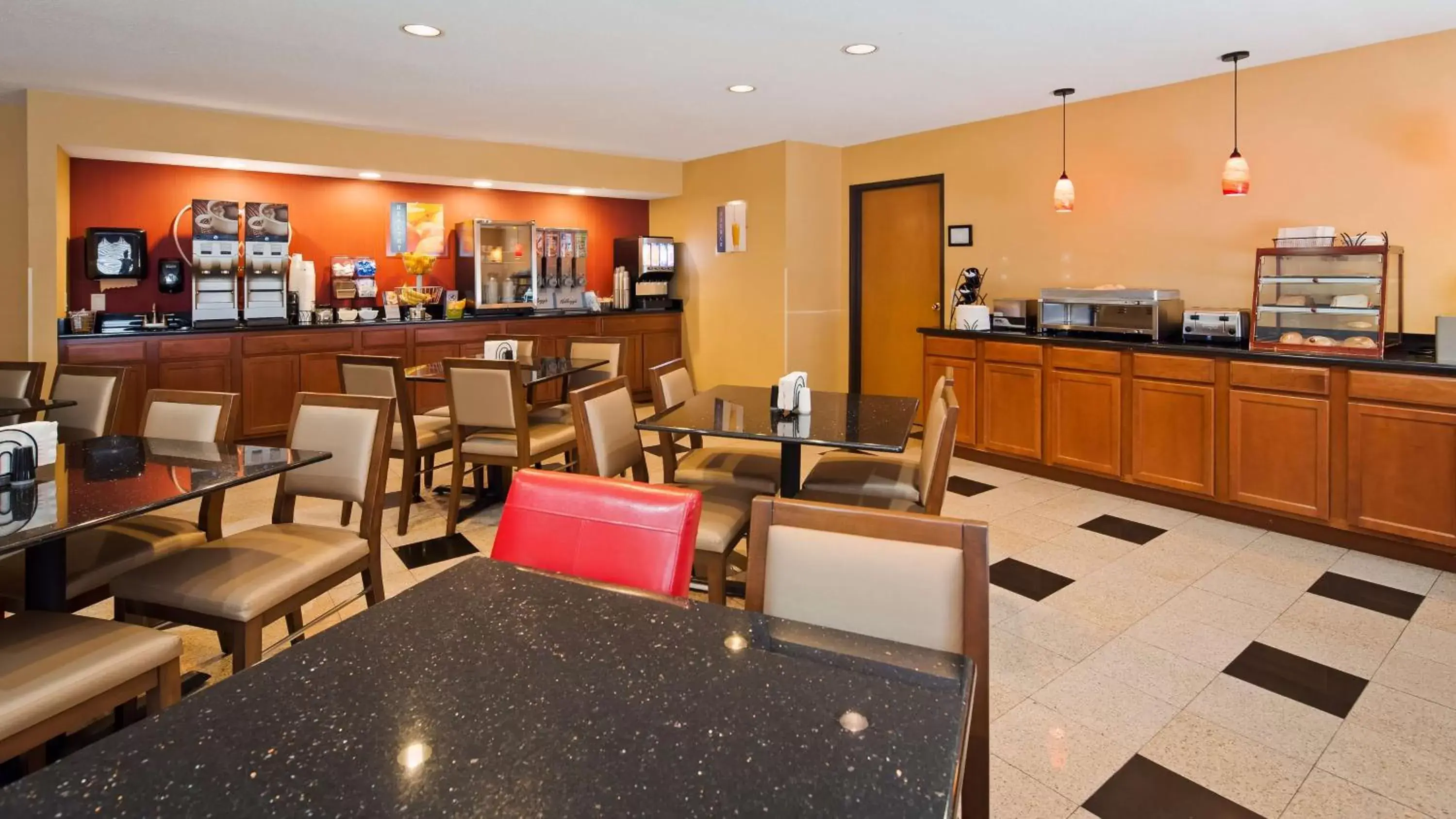 Restaurant/Places to Eat in Best Western Shippensburg