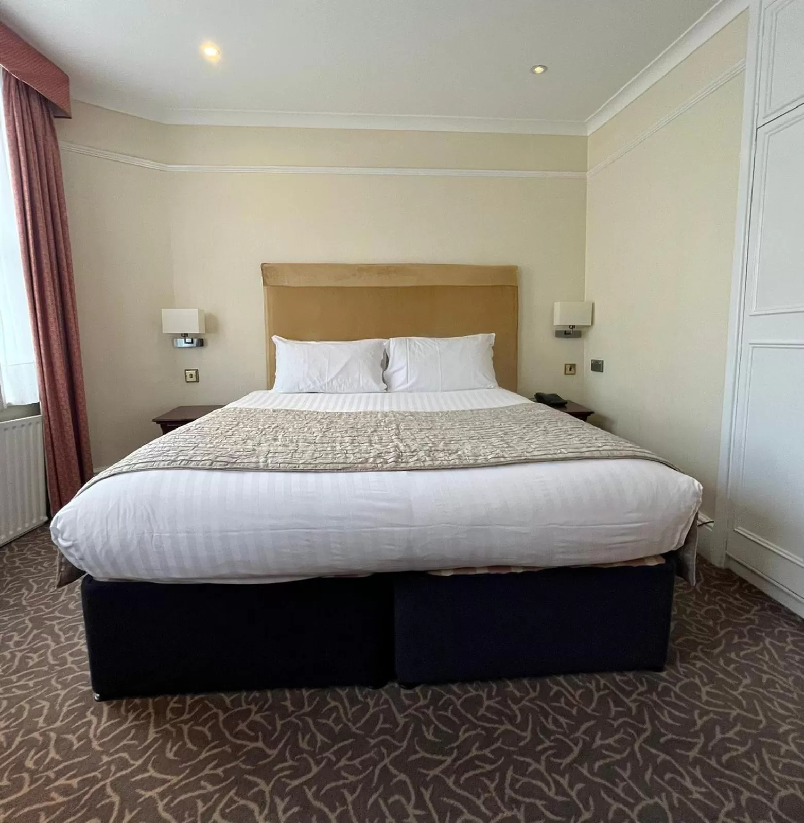 Bedroom, Bed in Hotel La Place