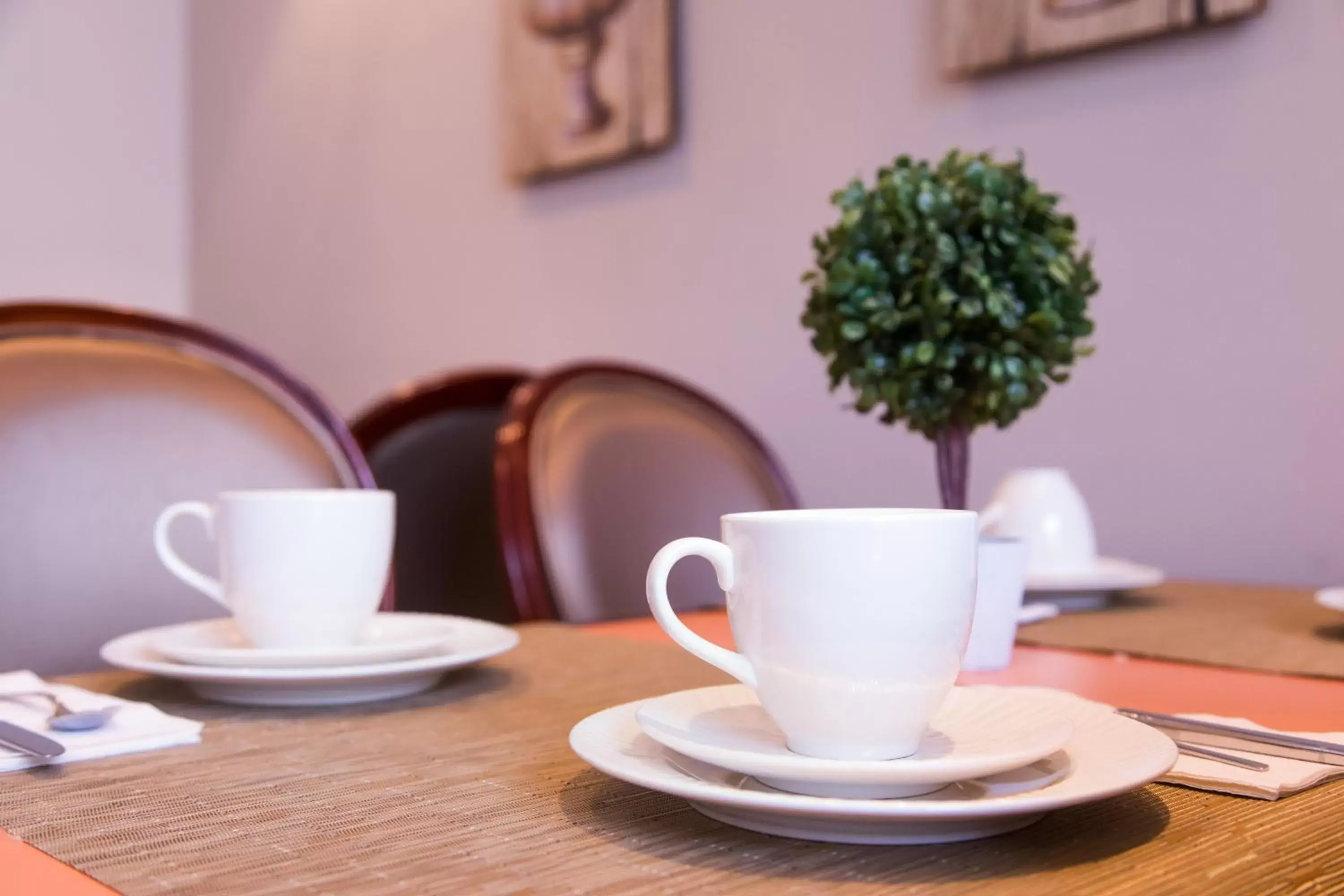 Restaurant/places to eat in Hotel Sagitta Restaurant/places to eat in Hotel Sagitta