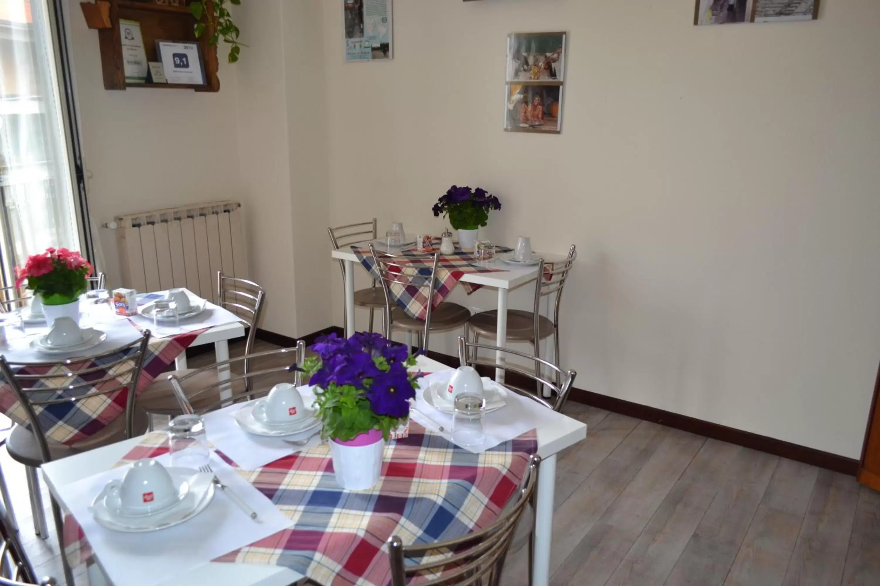 Coffee/tea facilities, Restaurant/Places to Eat in B&B Alfio Tomaselli