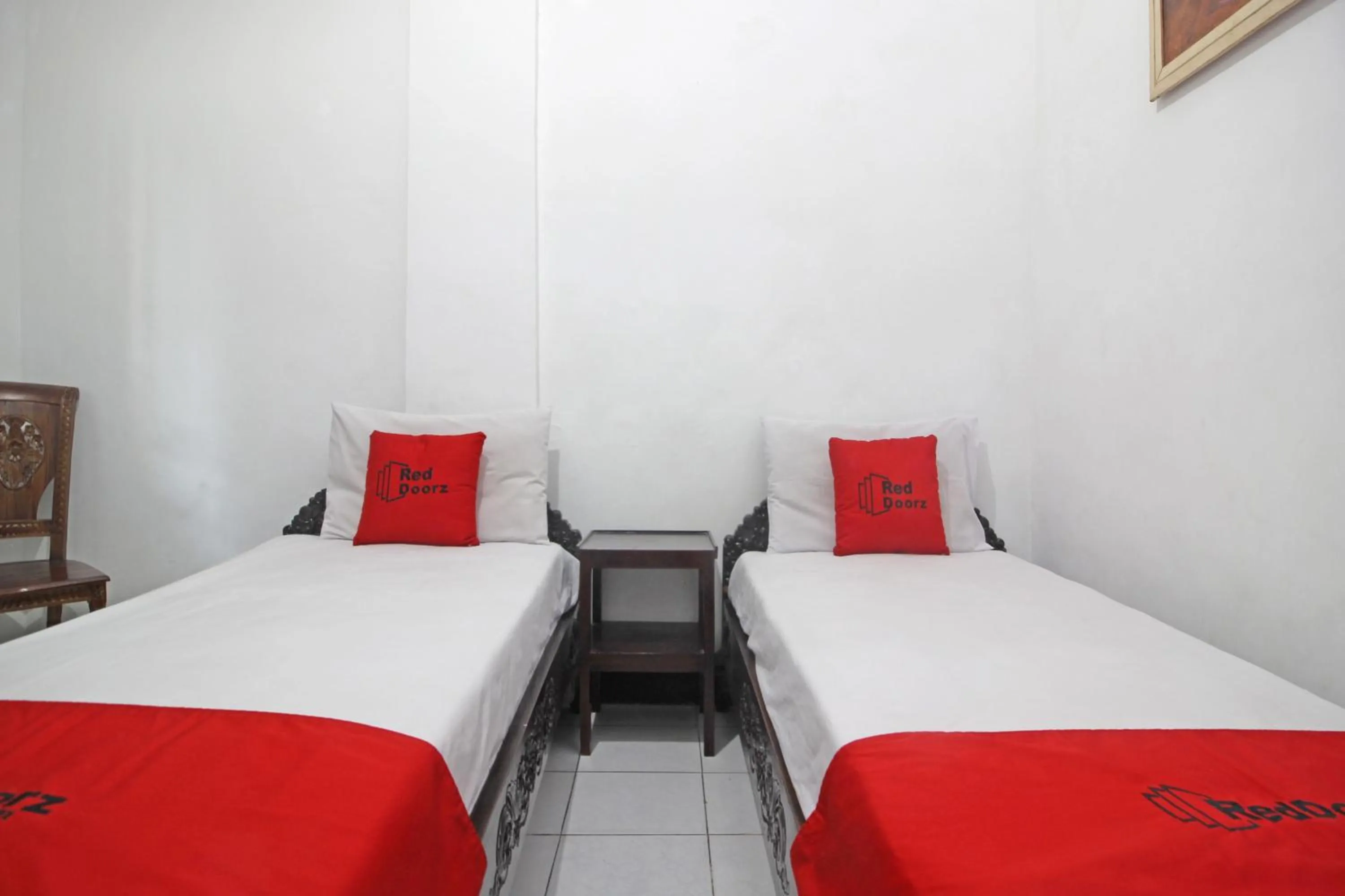 Bedroom, Bed in RedDoorz Plus @ Taman Siswa 3