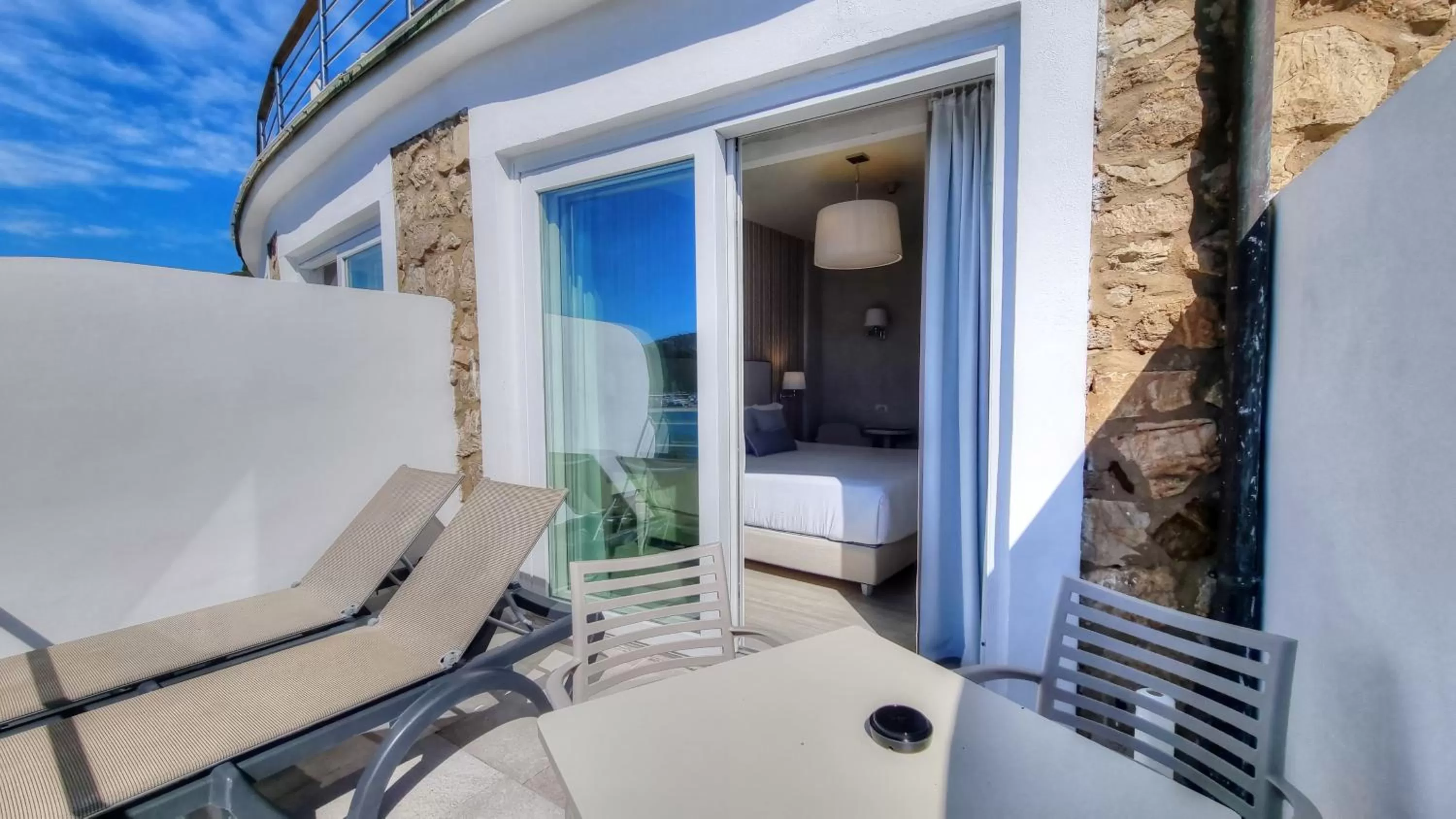 Balcony/Terrace in Hotel Plaza