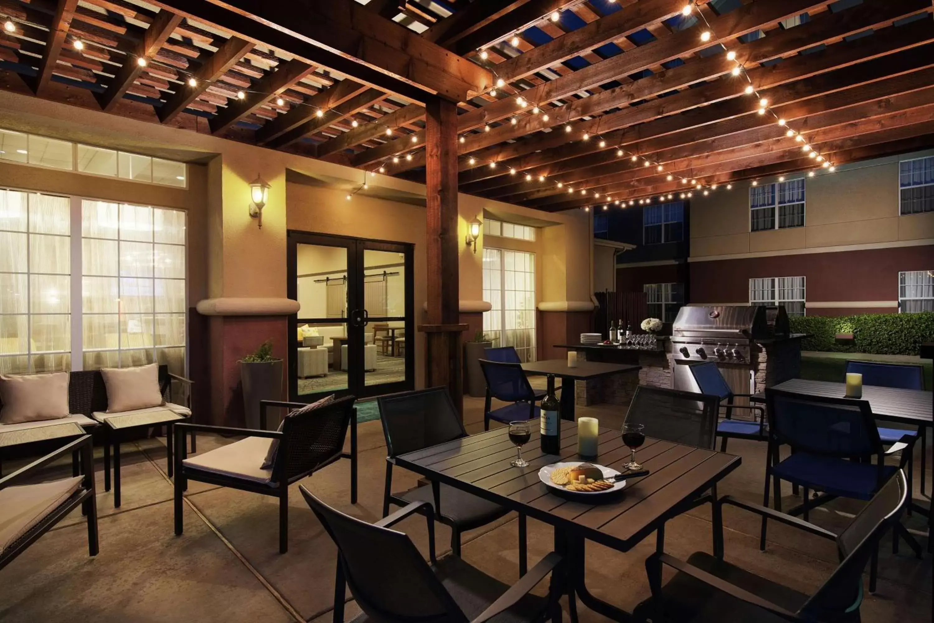 Patio, Restaurant/Places to Eat in Homewood Suites by Hilton Lubbock