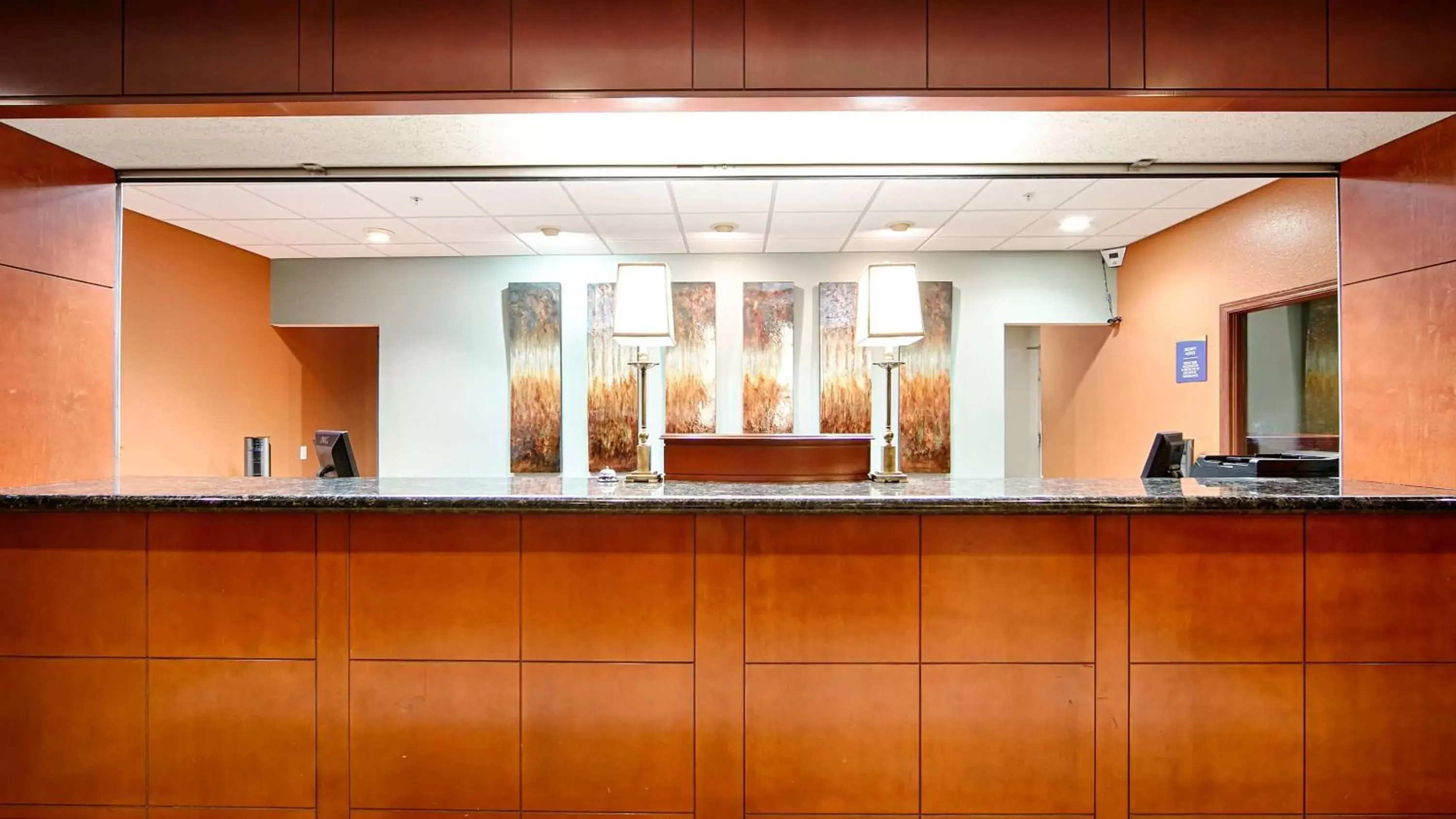 Lobby or reception in Best Western Plus Sandusky Hotel & Suites Lobby or reception in Best Western Plus Sandusky Hotel & Suites