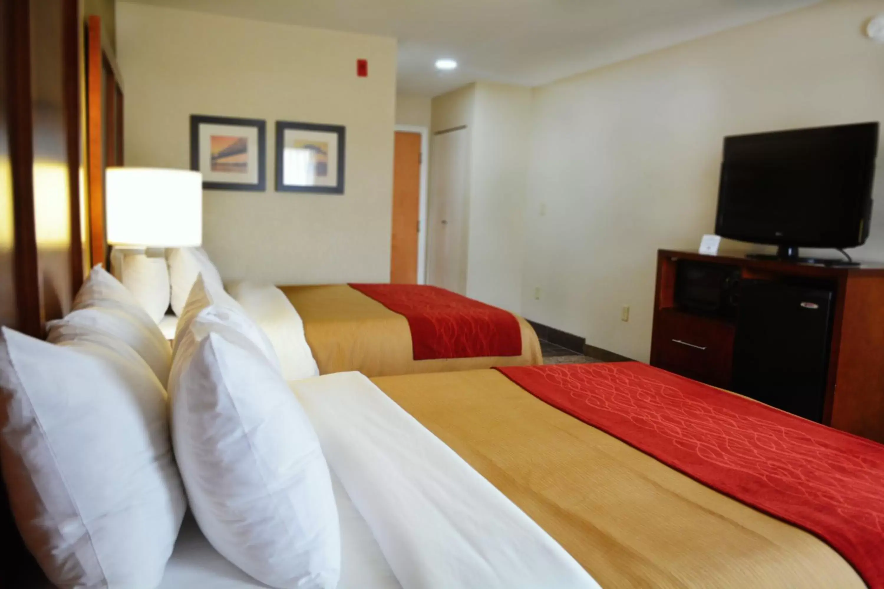 Bedroom in Comfort Inn & Suites Covington - Mandeville