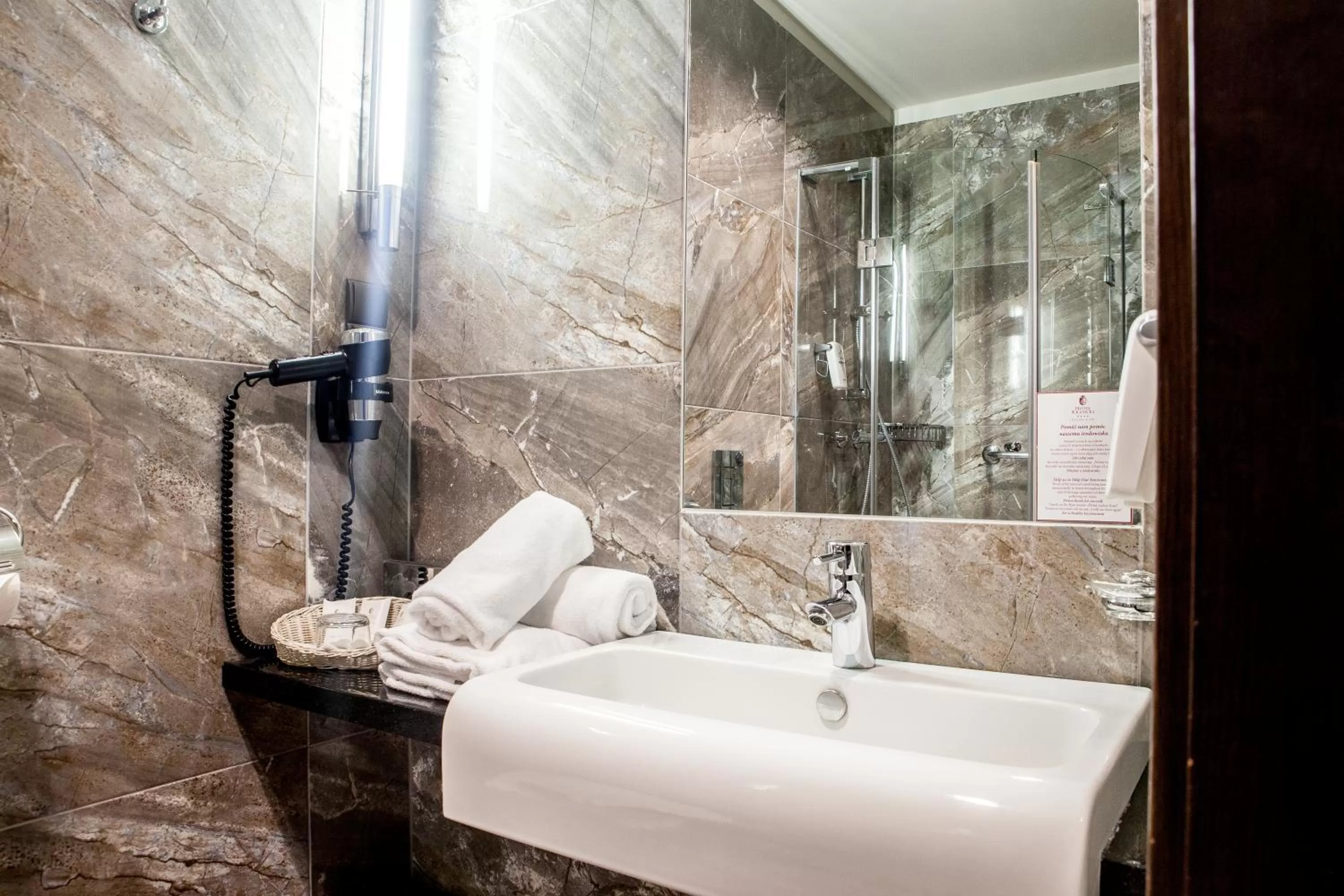 Bathroom in Hotel Krasicki