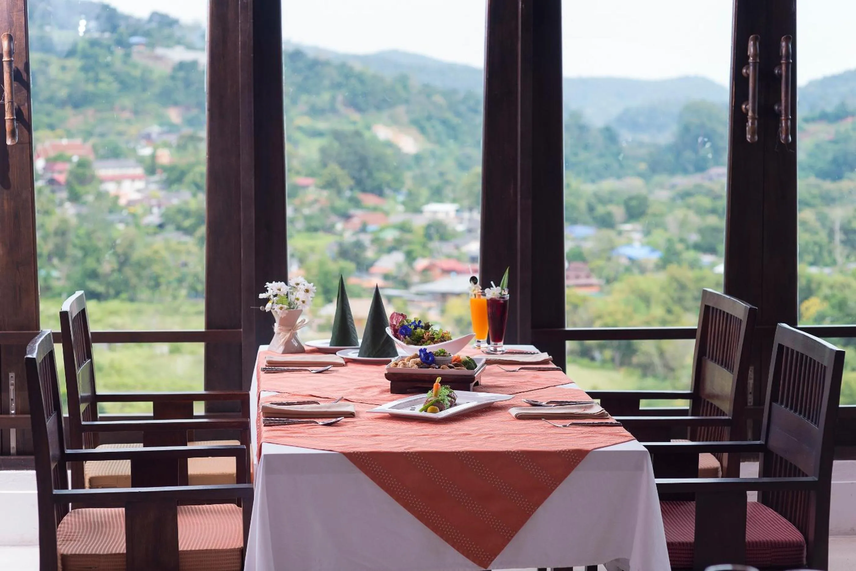 Restaurant/places to eat in Panviman Chiang Mai Spa Resort