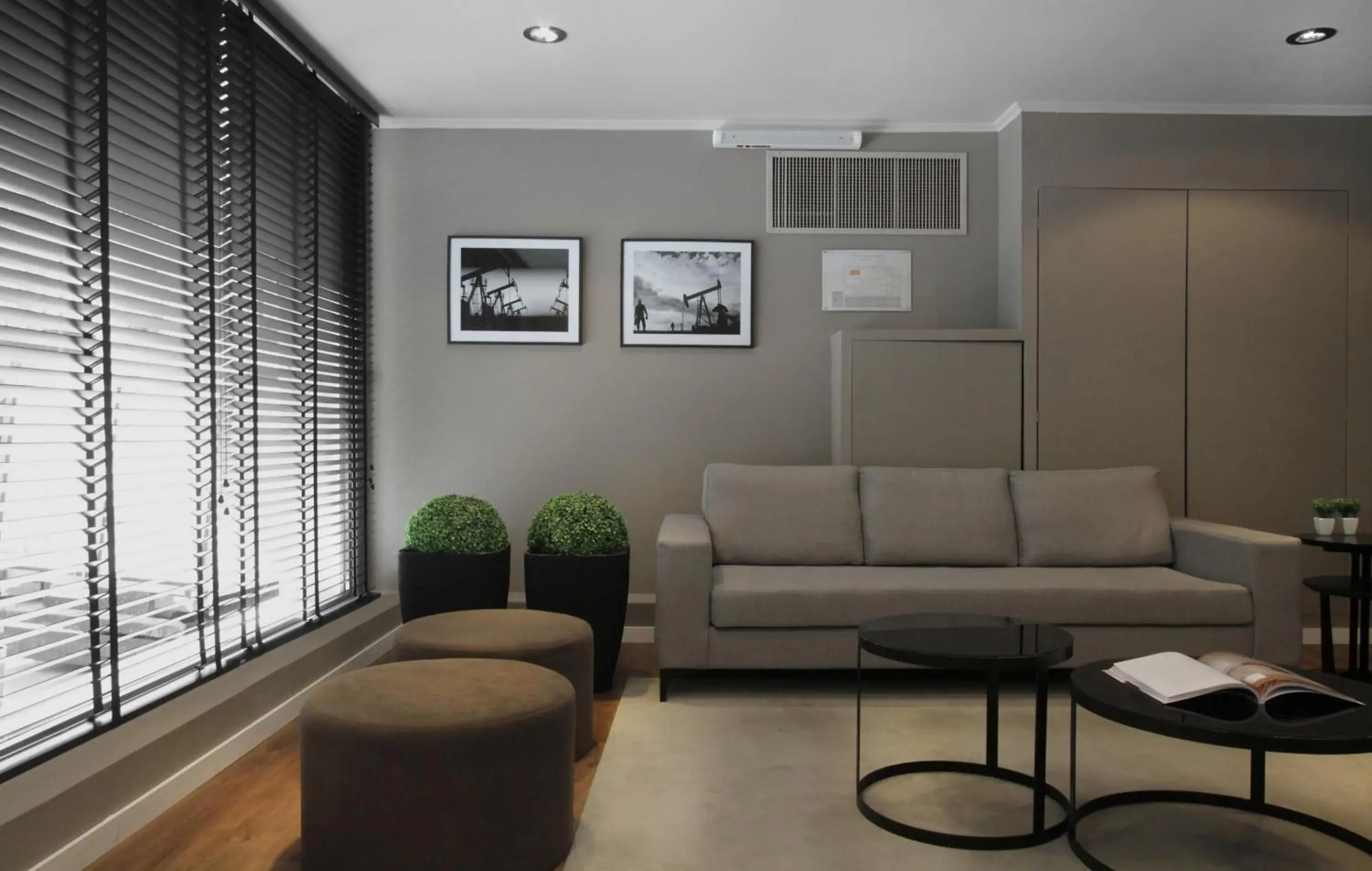 Lobby or reception, Seating Area in Hotel 8 de Octubre