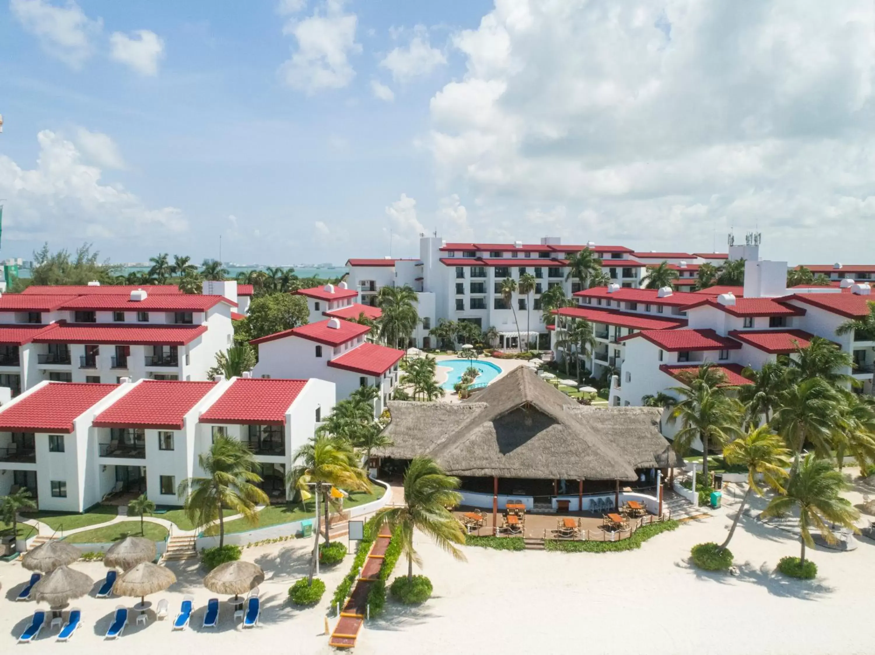 Property building, Bird's-eye View in The Villas at The Royal Cancun - All Suites Resort