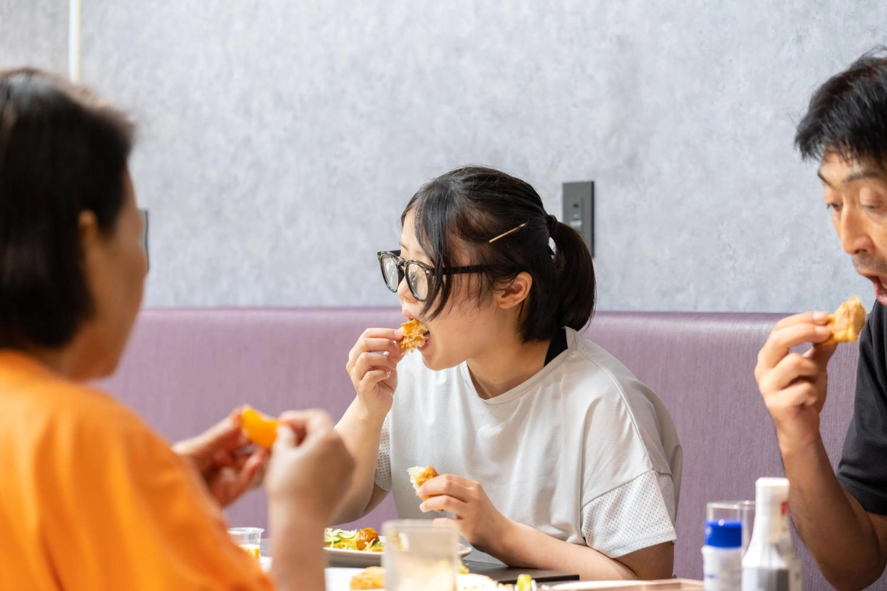 Restaurant/places to eat in Hotel Sun