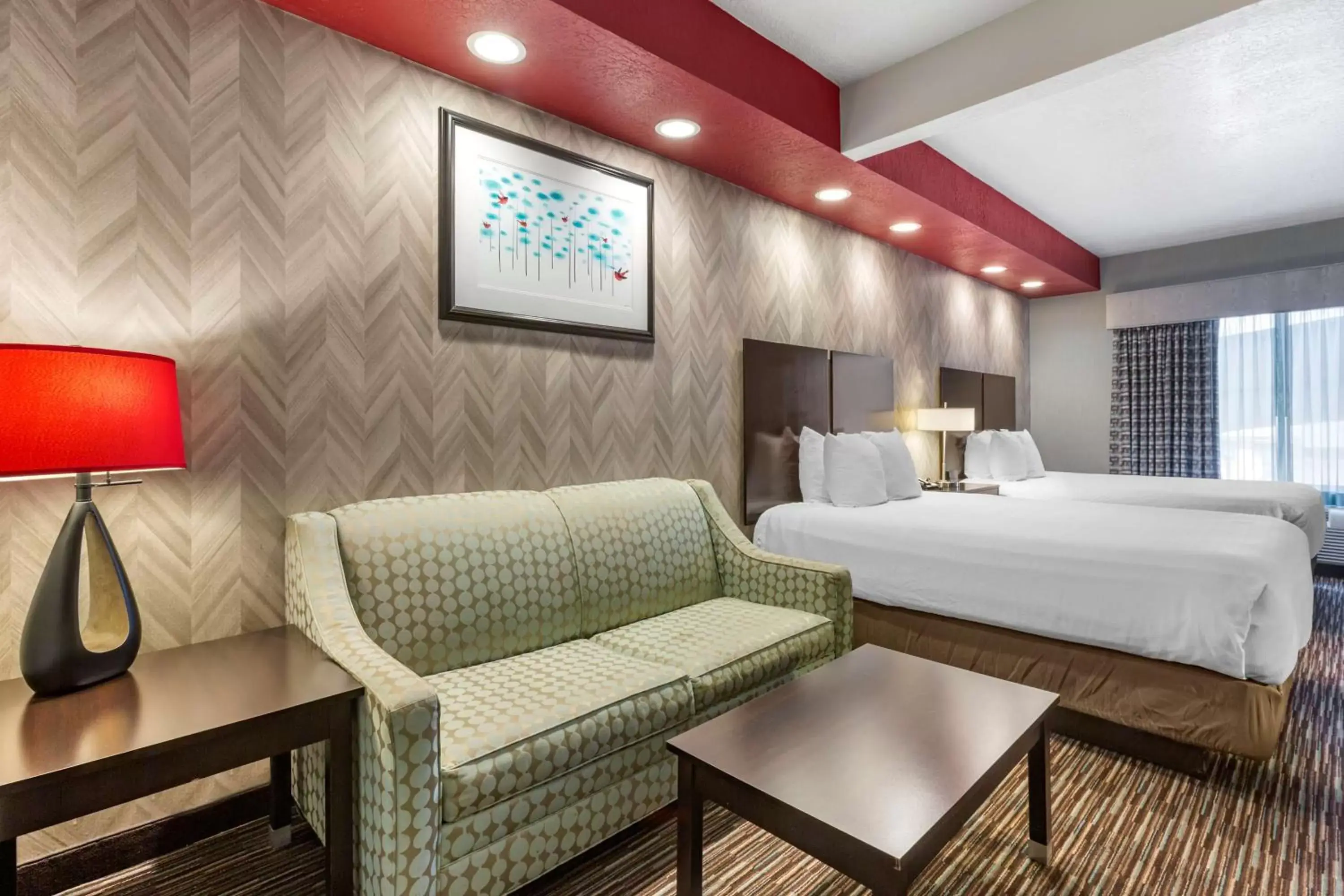 Bed in Best Western Plus Gallup Inn & Suites