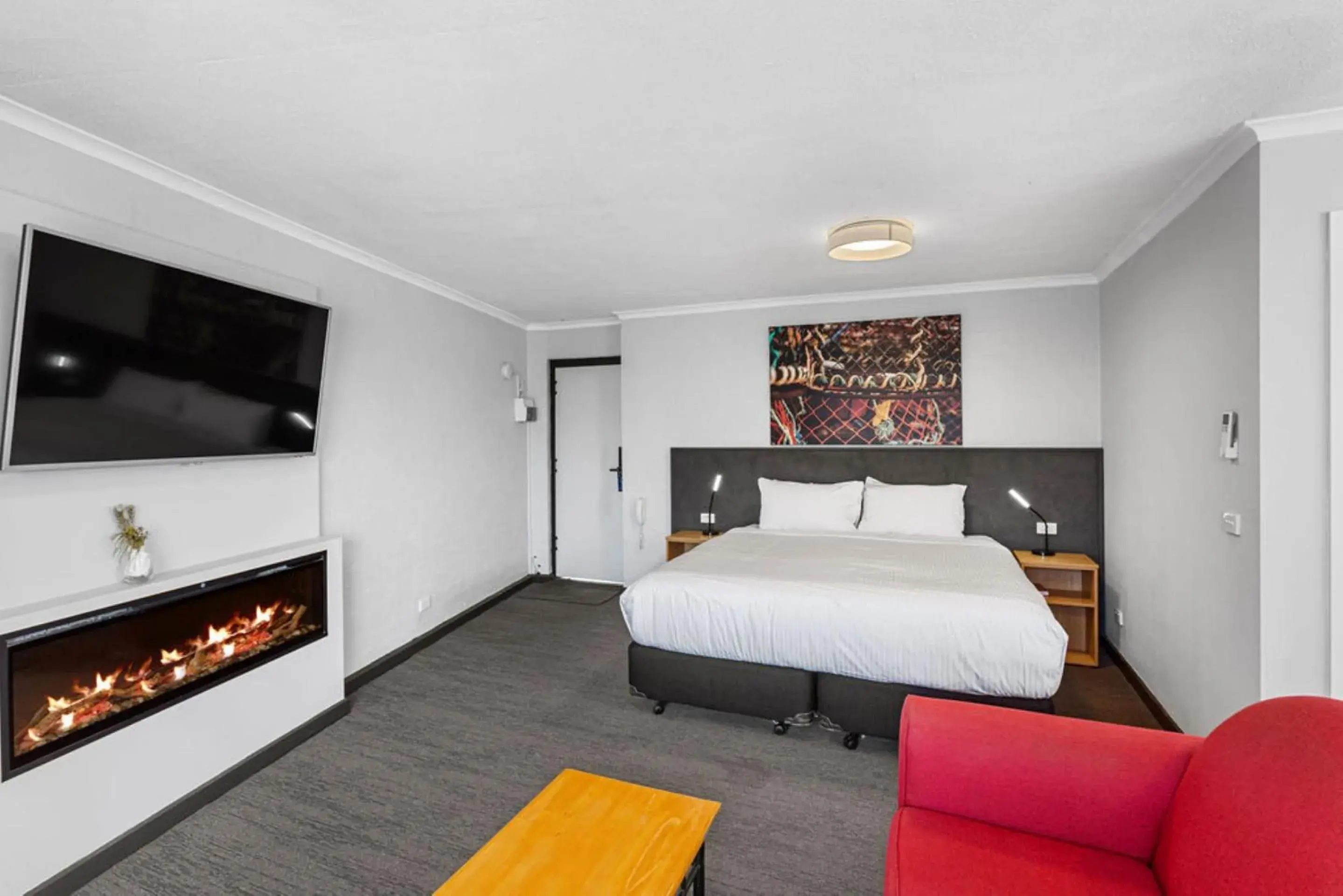Bedroom, Bed in Best Western Apollo Bay Motel