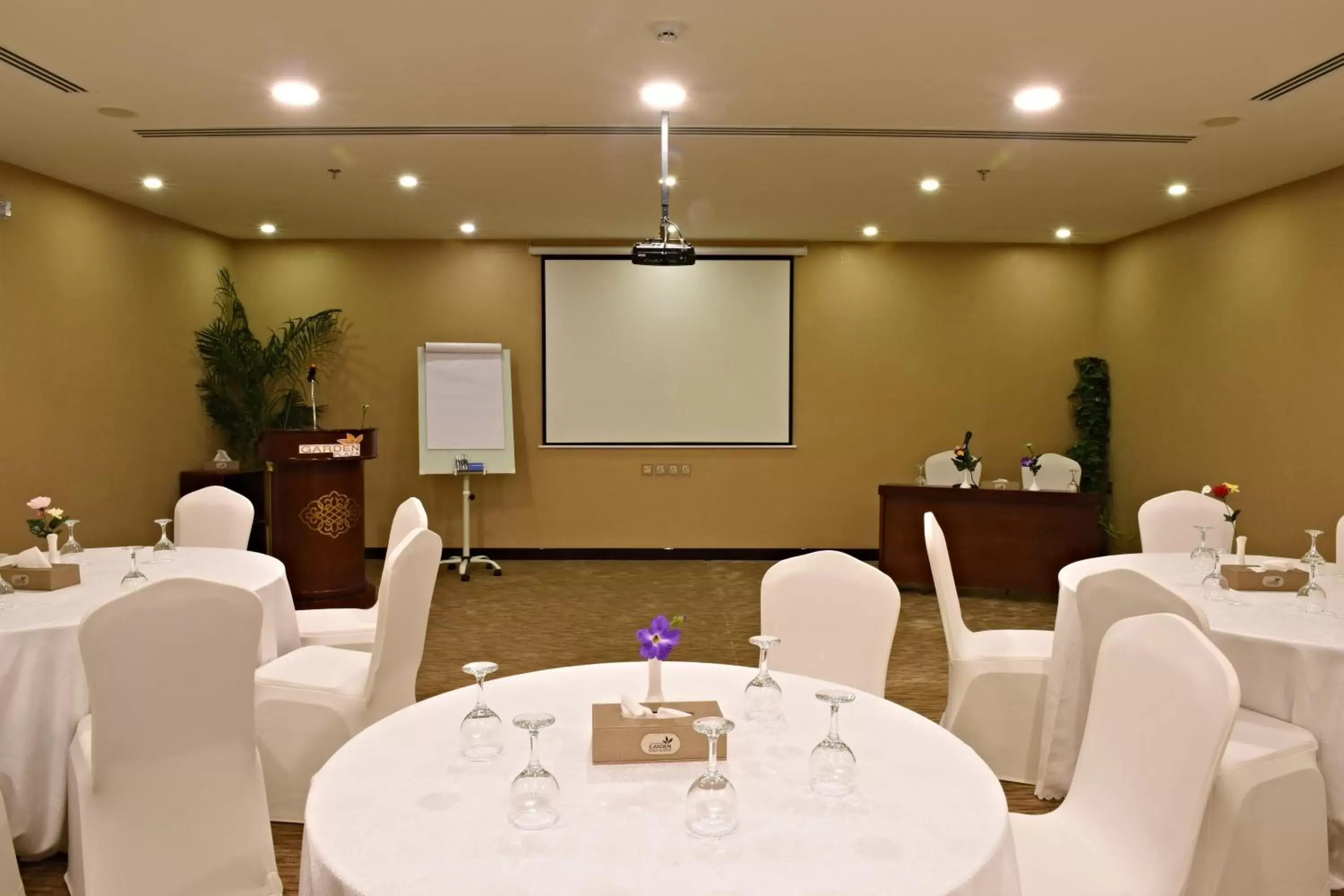 Banquet/Function facilities in Garden Plaza Hotel