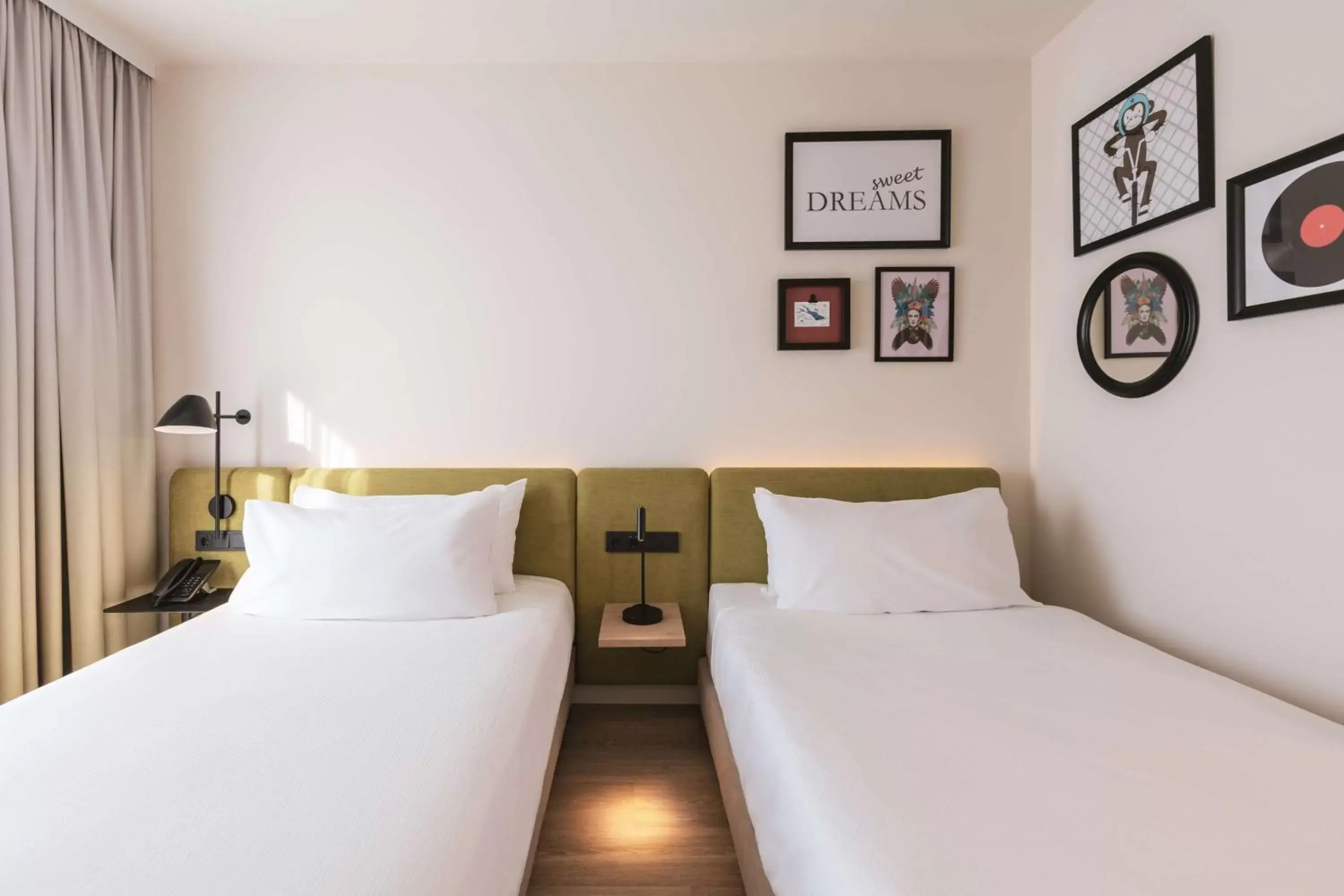 Bed in Hampton by Hilton Konstanz