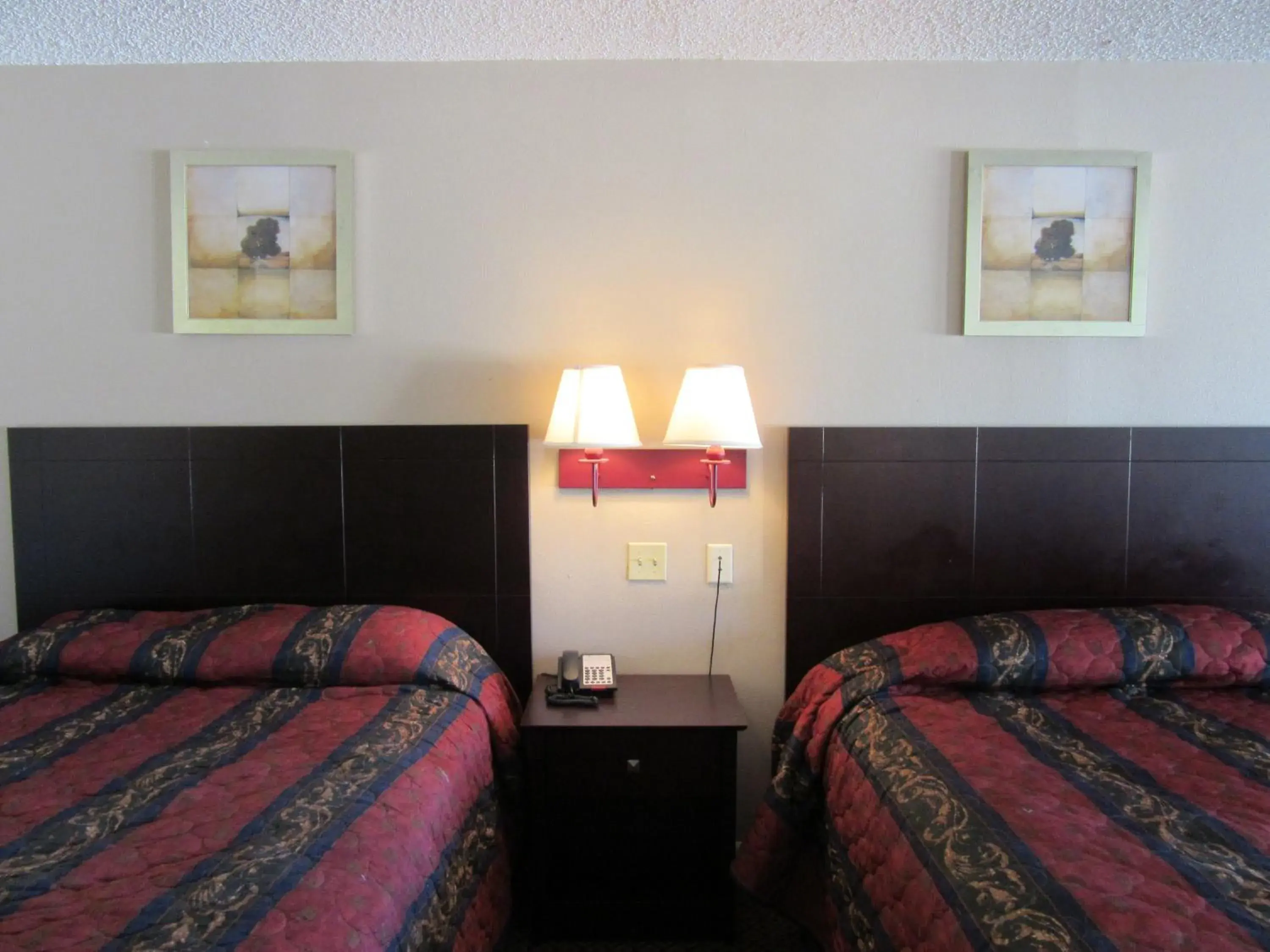 Bed in Royal Inn Abilene