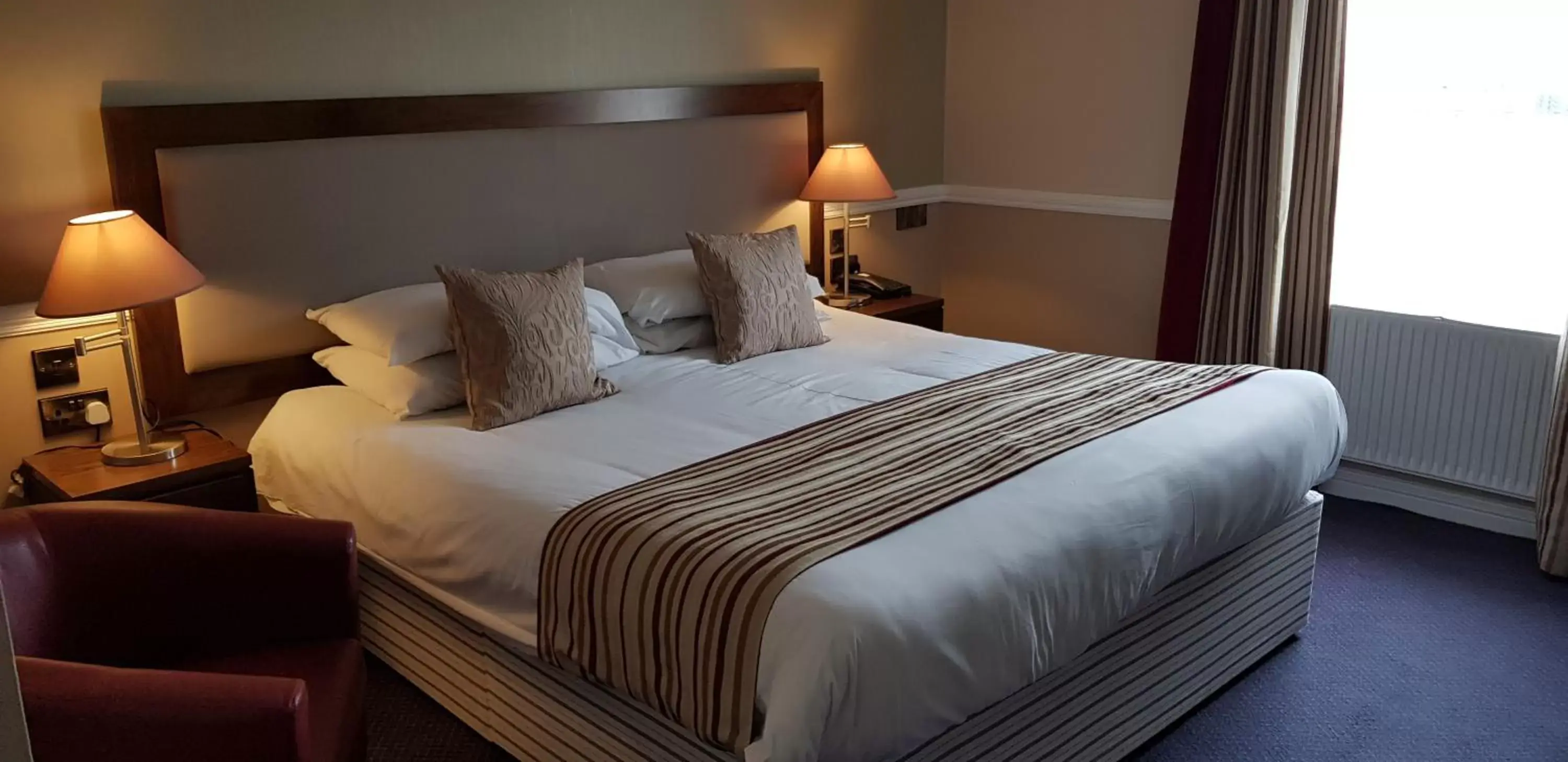 Bed in Cahir House Hotel