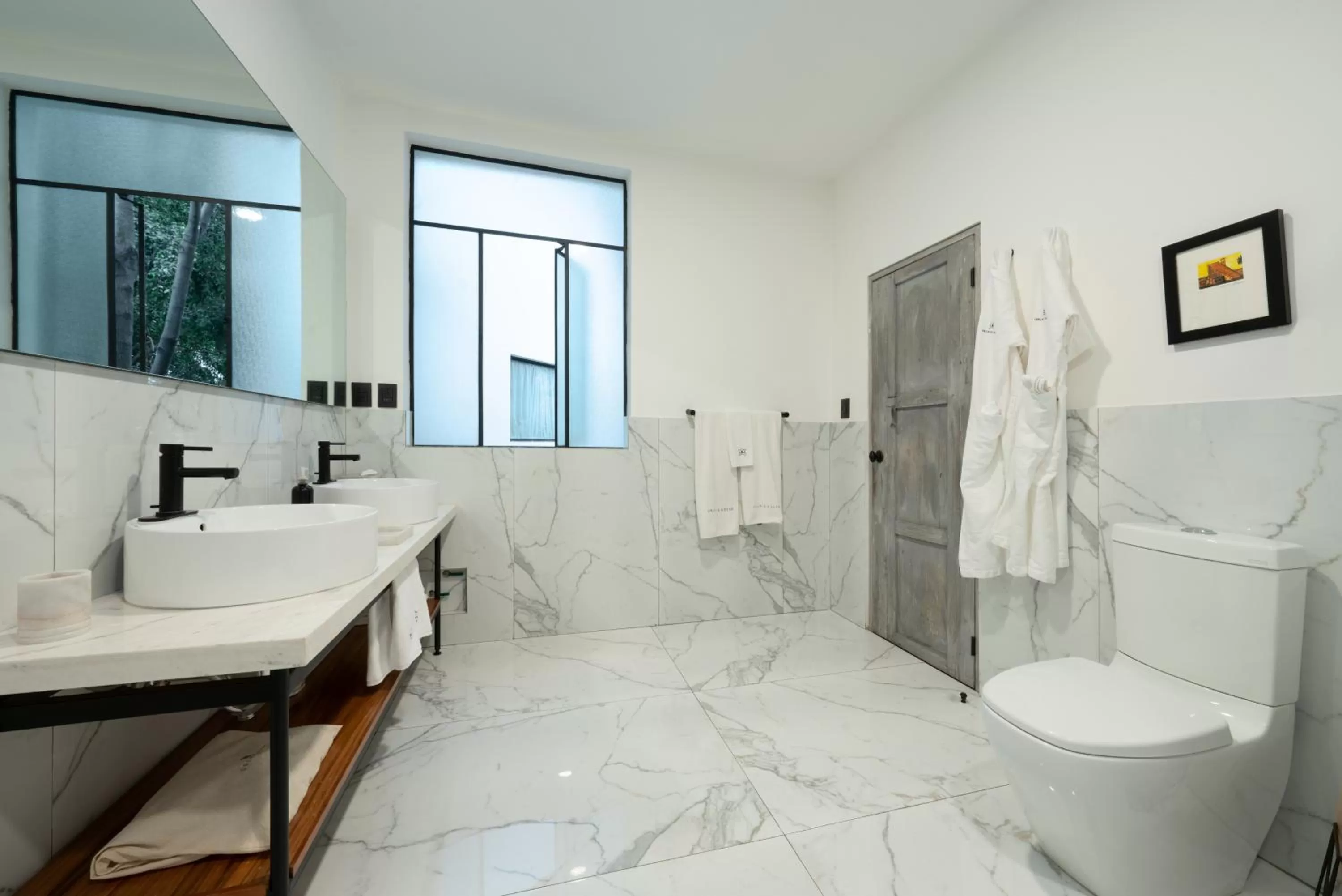 Bathroom in Orchid House Mexico City