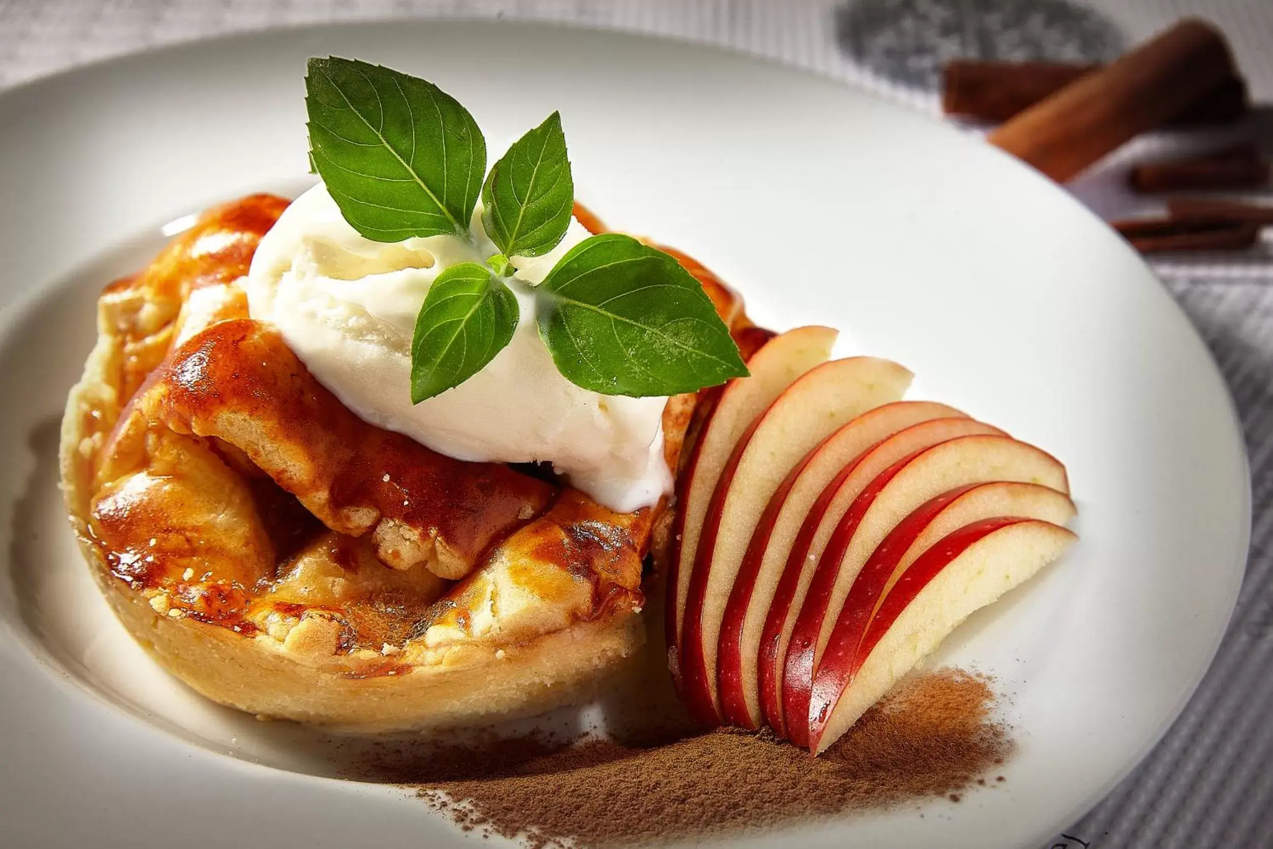 Food and drinks in Atrion Hotel Food and drinks in Atrion Hotel