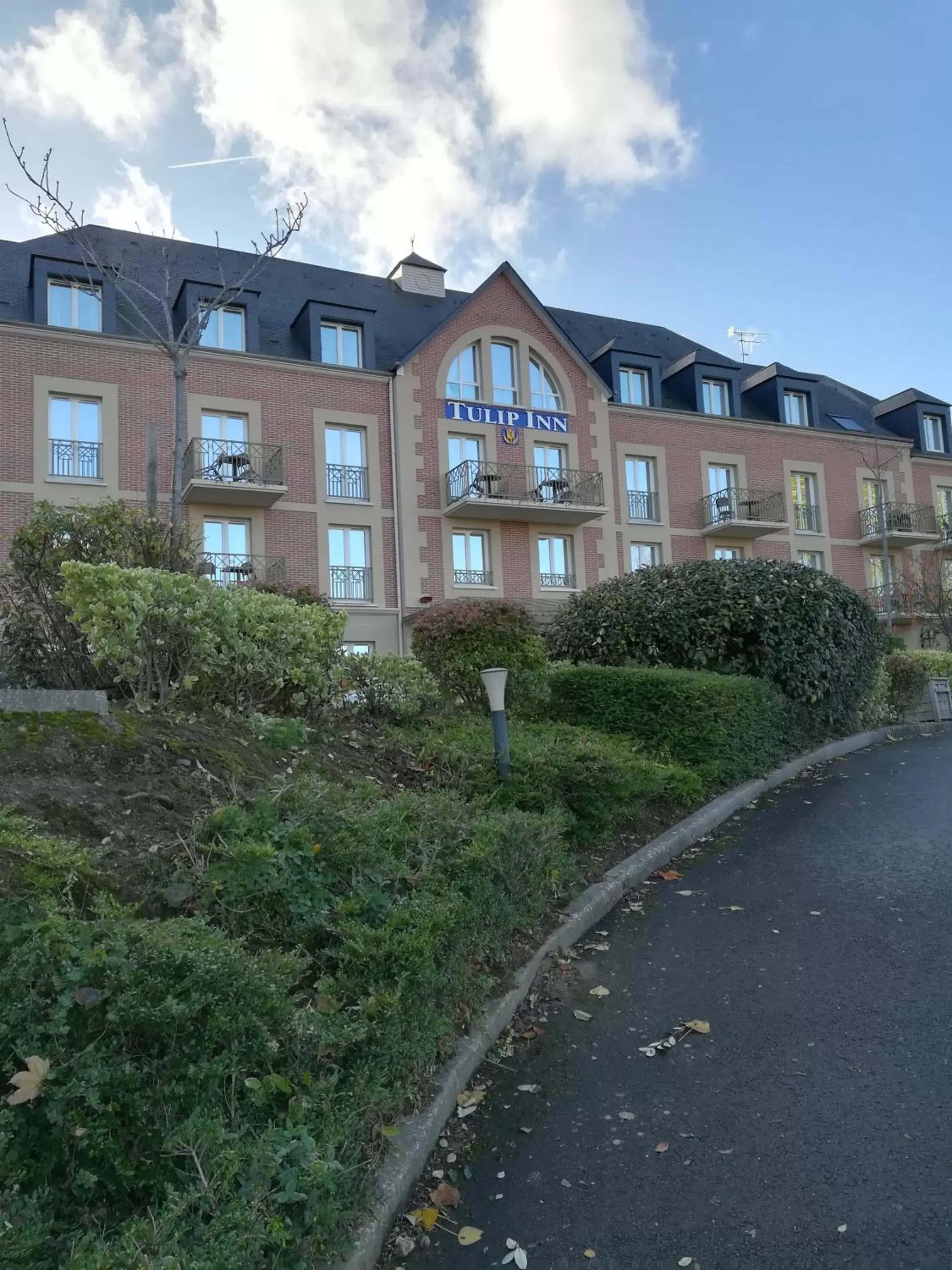 Facade/entrance, Property Building in Tulip Inn Honfleur Residence & Spa