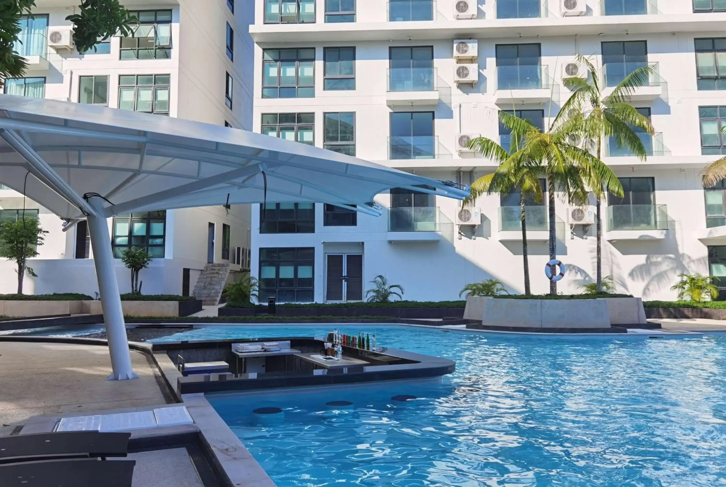 Lounge or bar in Wyndham La Vita Rawai Phuket Lounge or bar in Wyndham La Vita Rawai Phuket