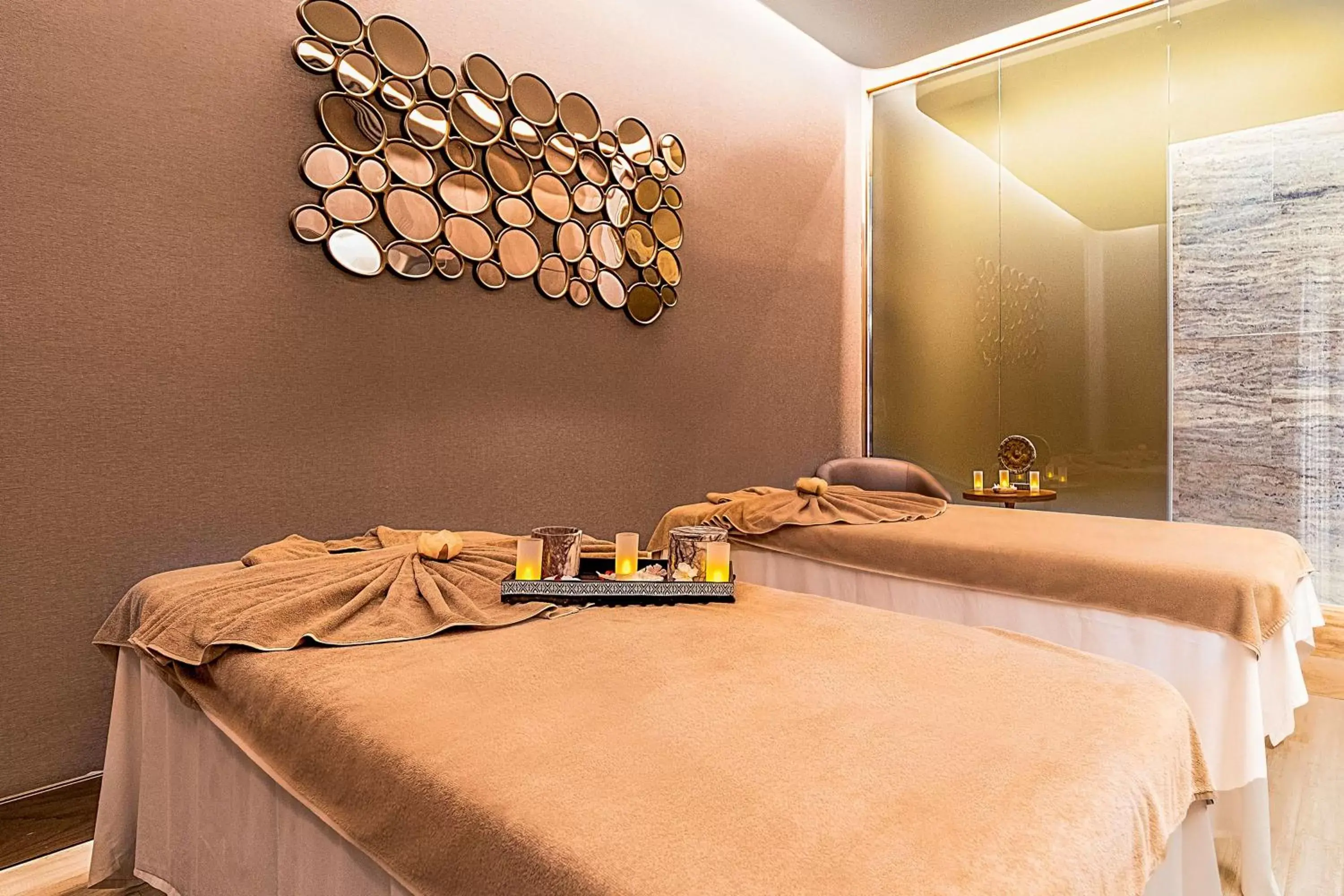 Spa and wellness centre/facilities, Bed in Radisson Collection Hotel, Vadistanbul