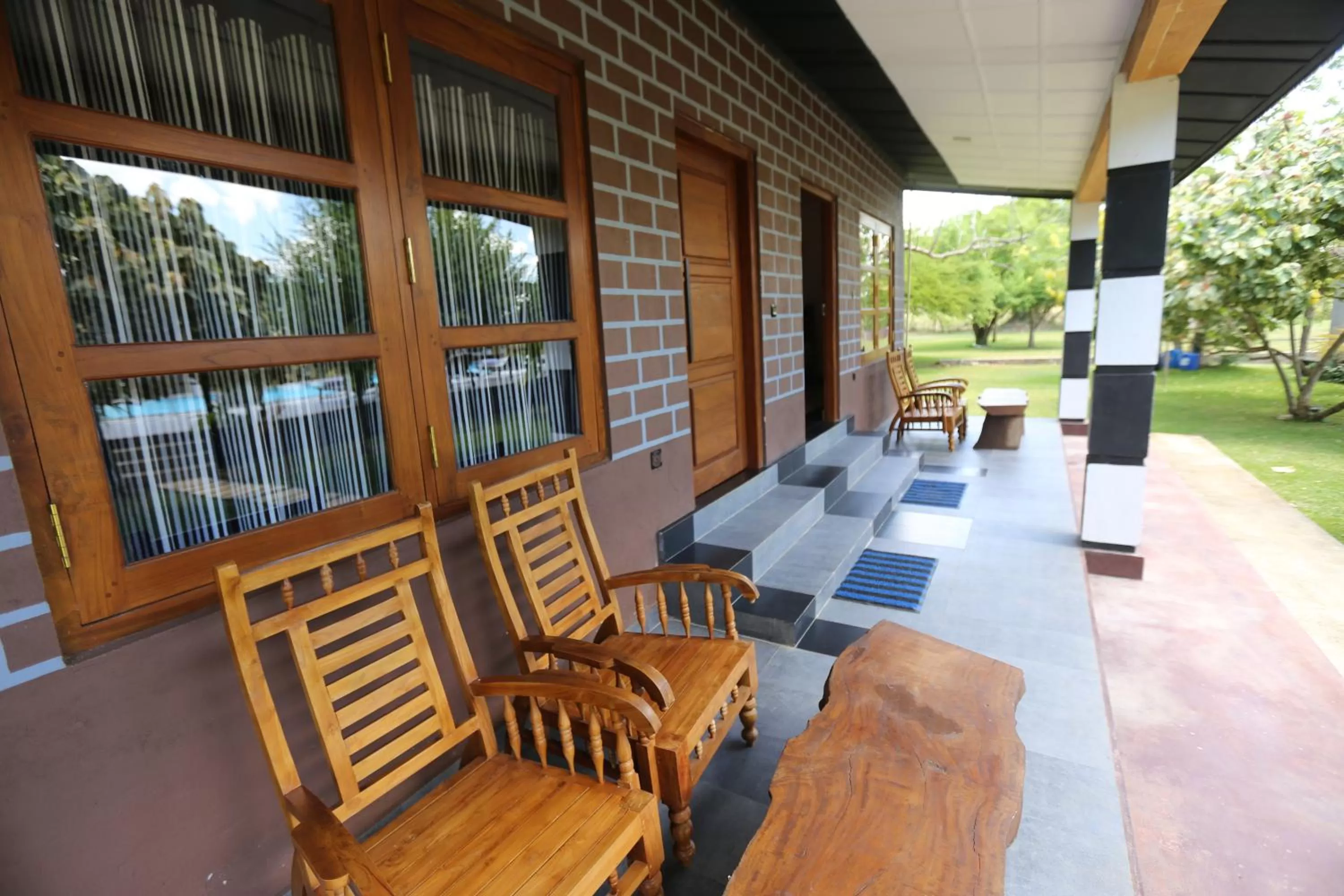 Seating area in Eco Hotel Black & White - Anuradhapura