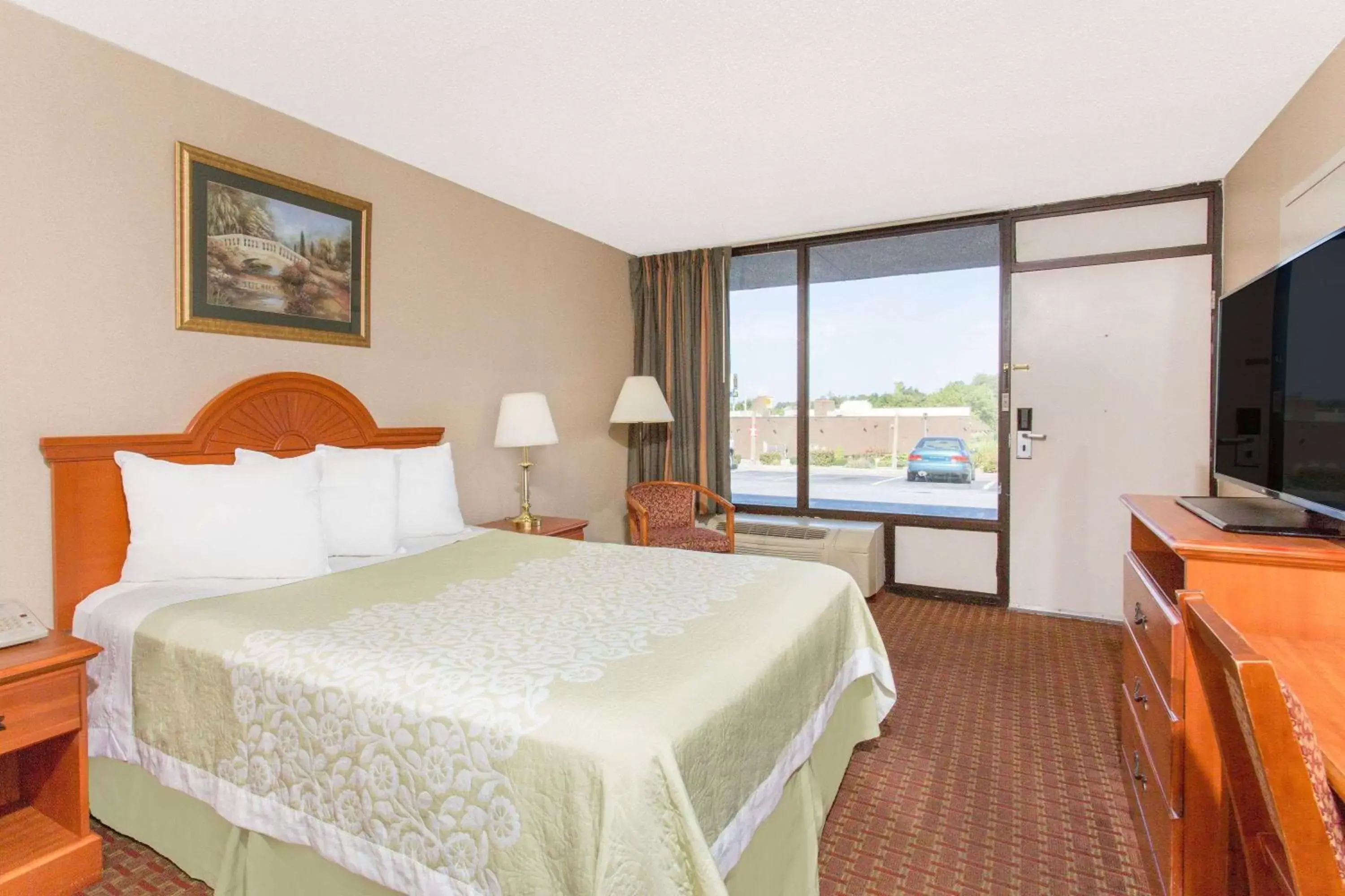 Photo of the whole room in Days Inn by Wyndham Princeton