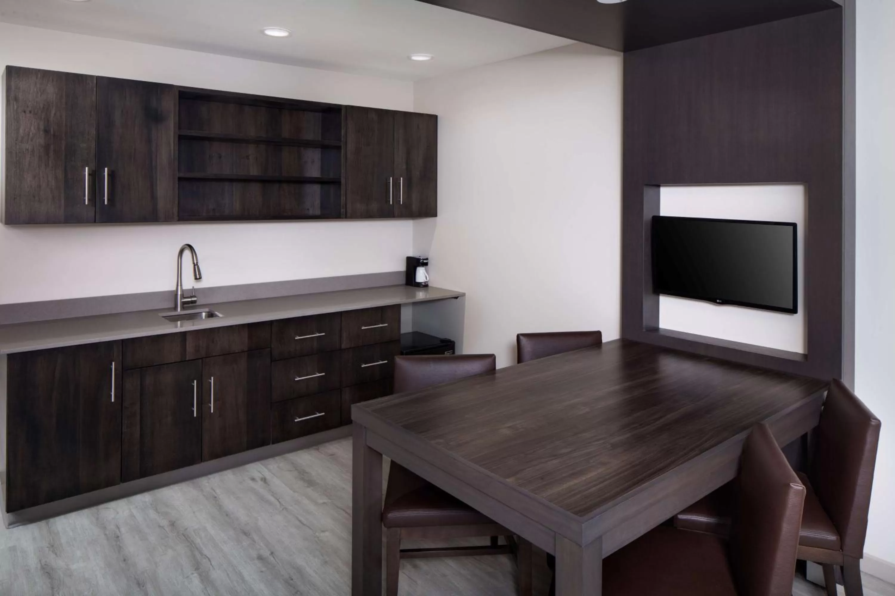 Kitchen or kitchenette in Hyatt Place Poughkeepsie - Hudson Valley