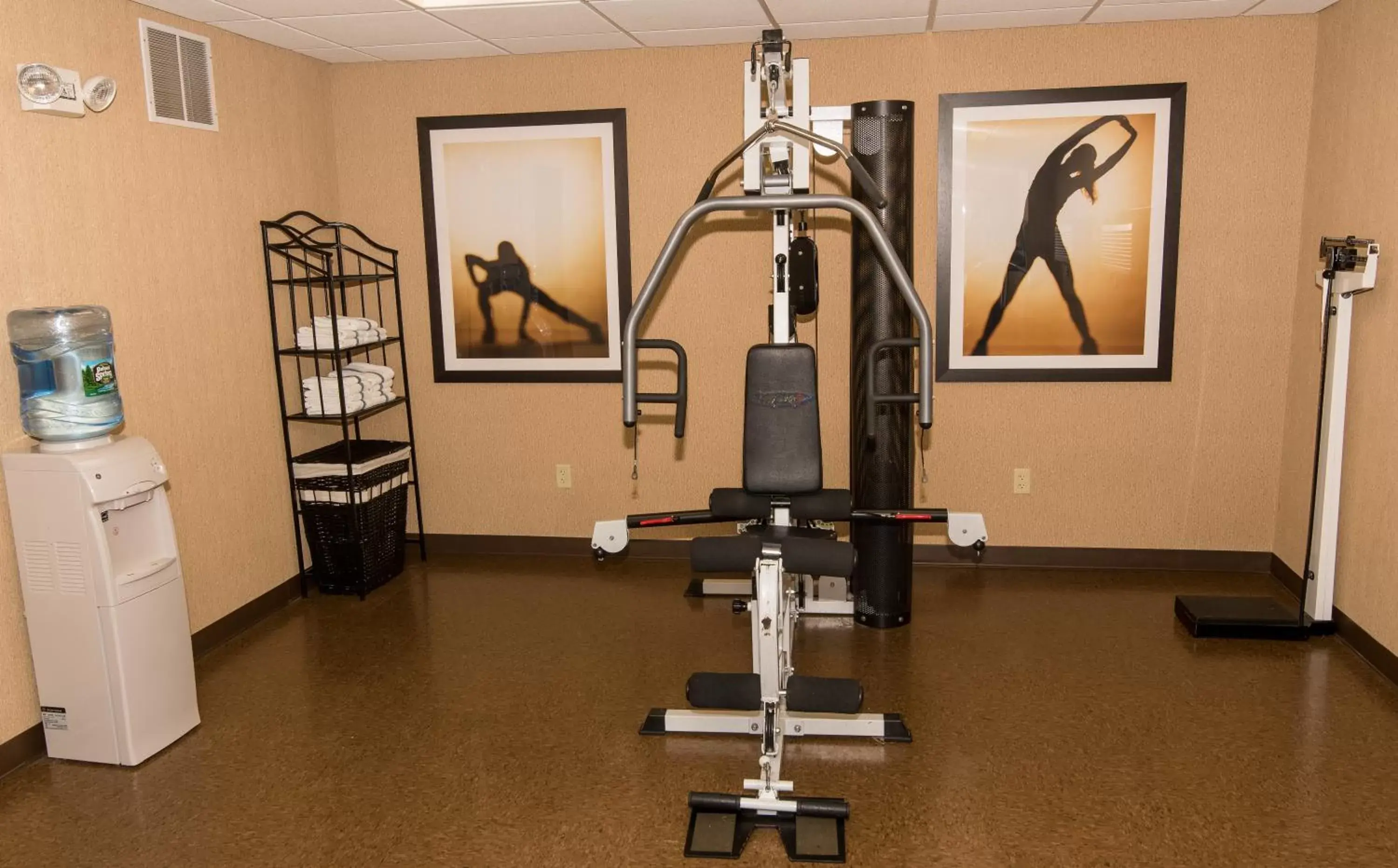 Fitness Center/Facilities in Howard Johnson by Wyndham Portsmouth